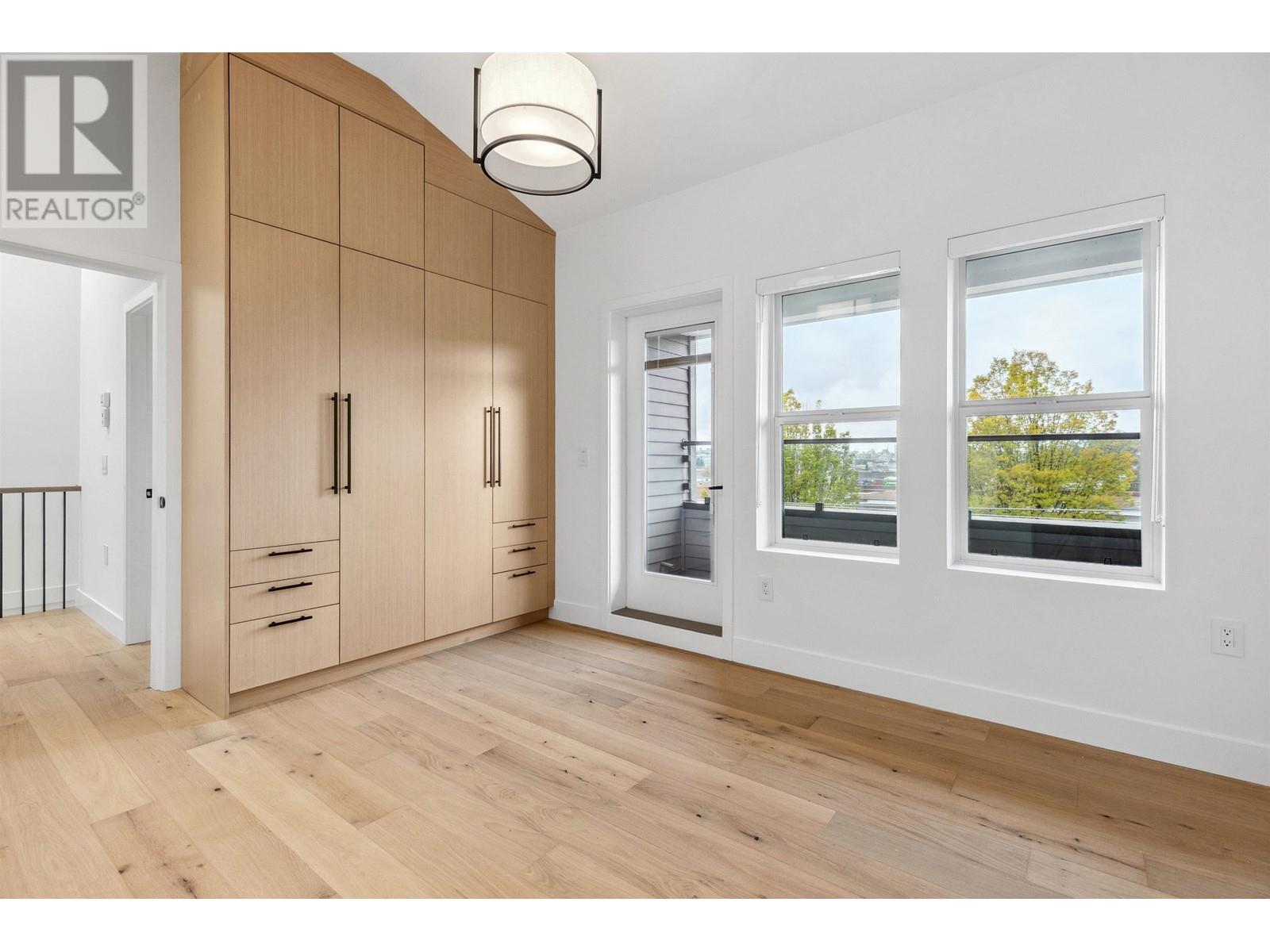 1228 Mclean Drive, Vancouver, British Columbia  V5L 2P9 - Photo 10 - R2822052