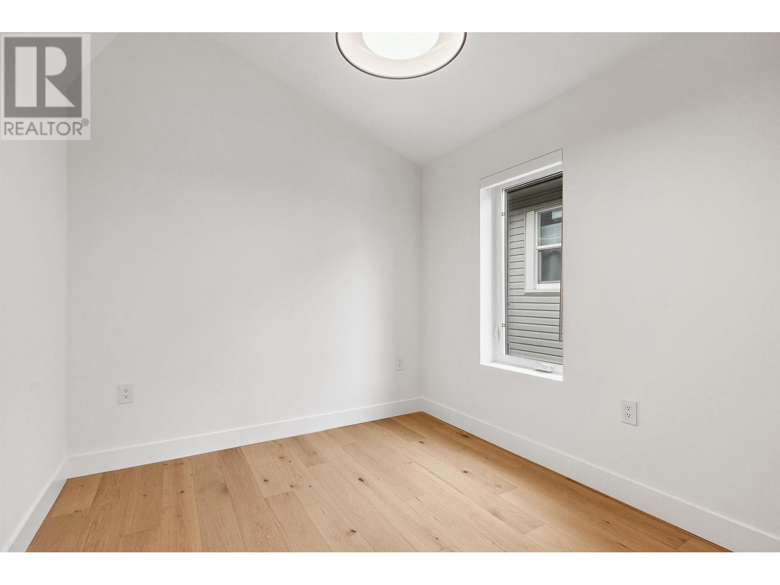 1228 Mclean Drive, Vancouver, British Columbia  V5L 2P9 - Photo 14 - R2822052