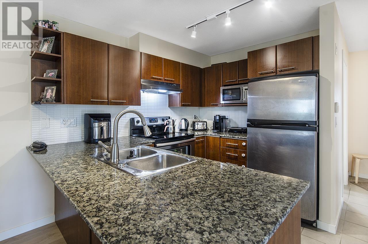 104 4728 Brentwood Drive, Burnaby, British Columbia  V5C 0G2 - Photo 4 - R2821847