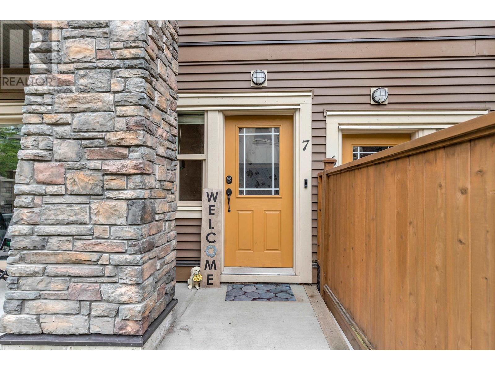 7 10480 248 Street, Maple Ridge, British Columbia  V2W 0J4 - Photo 3 - R2821234