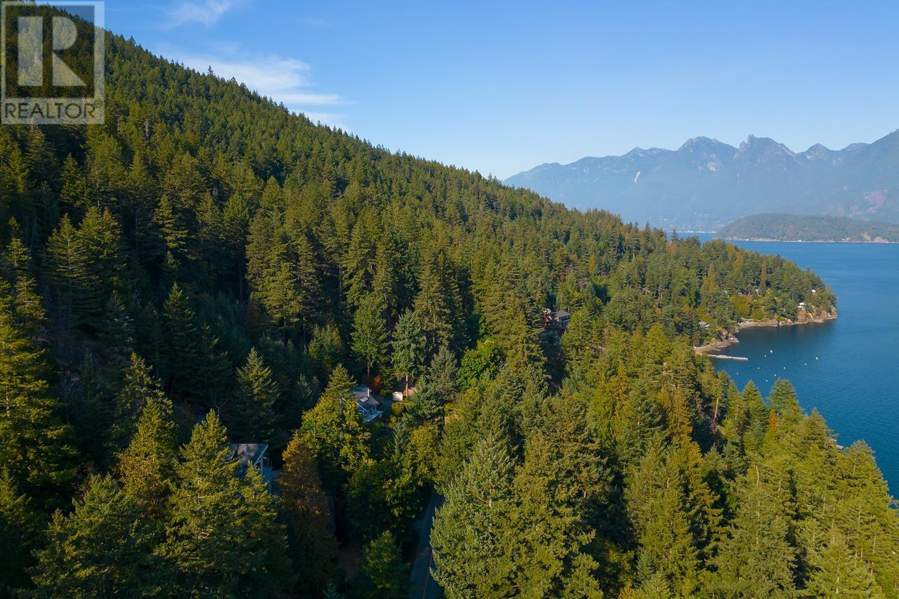 1390 Eaglecliff Road, Bowen Island, British Columbia  V0N 1G1 - Photo 25 - R2818237