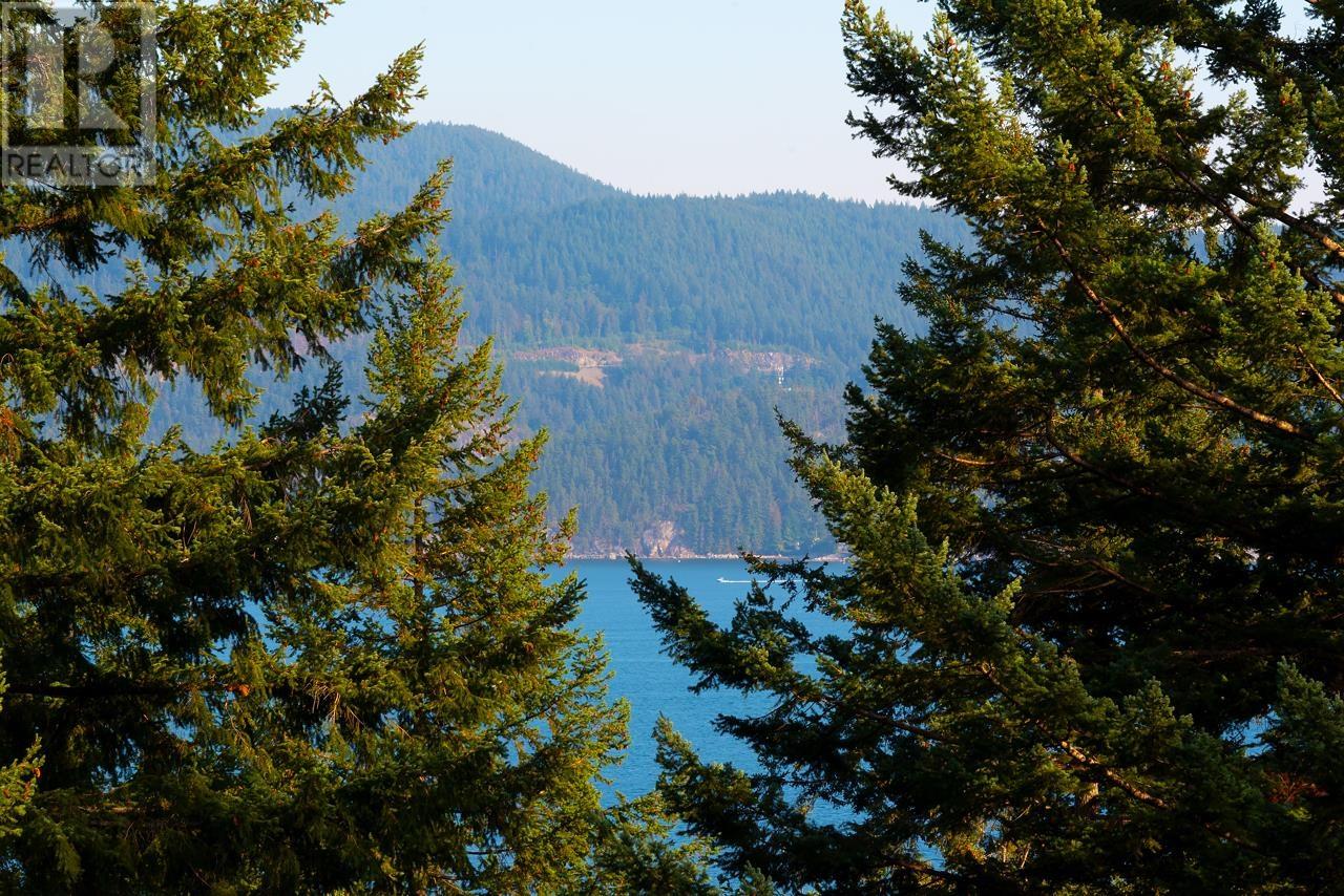 1390 Eaglecliff Road, Bowen Island, British Columbia  V0N 1G1 - Photo 7 - R2818237