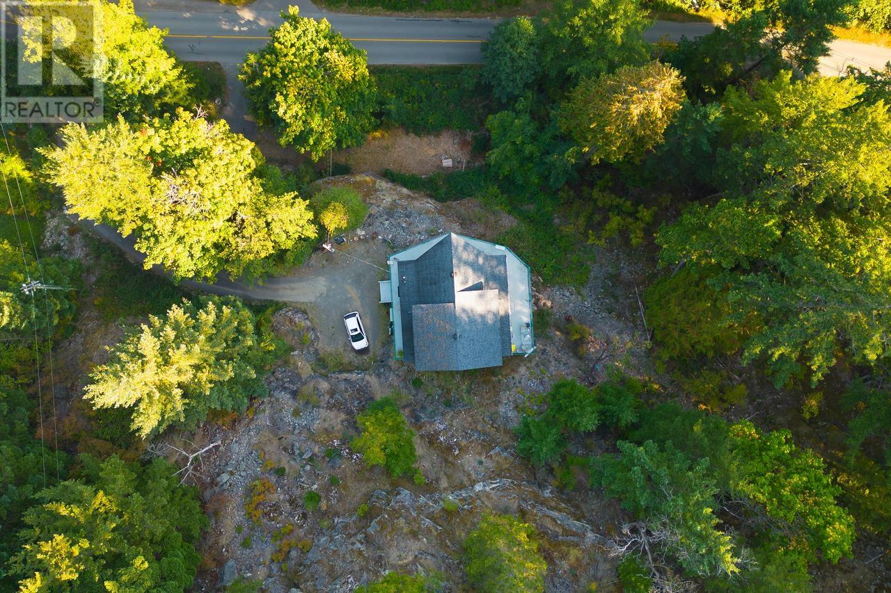 1390 Eaglecliff Road, Bowen Island, British Columbia  V0N 1G1 - Photo 22 - R2818237