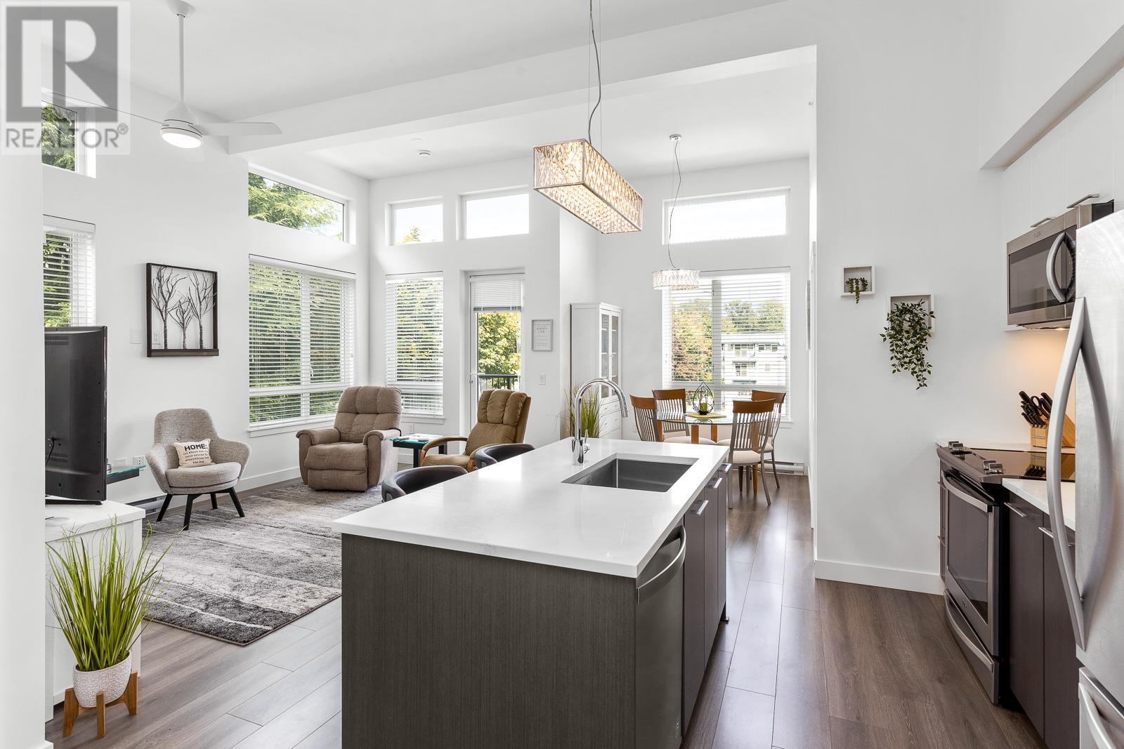 413 2382 ATKINS AVENUE, port coquitlam, British Columbia