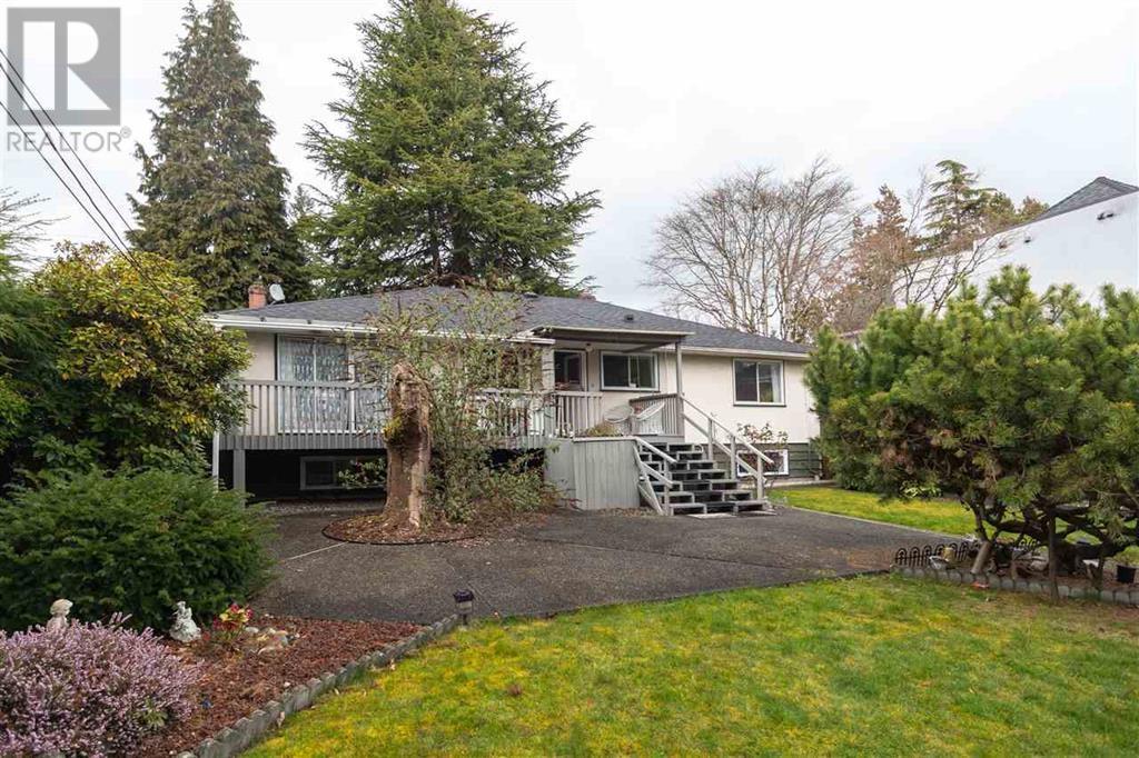 2176 W 57th Avenue, Vancouver, British Columbia  V6P 1V4 - Photo 2 - R2816360