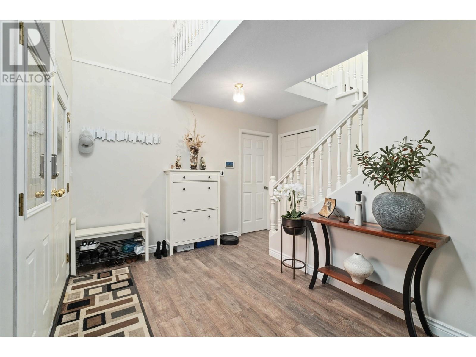 3235 Regina Avenue, Richmond, British Columbia  V6X 2K6 - Photo 14 - R2822072