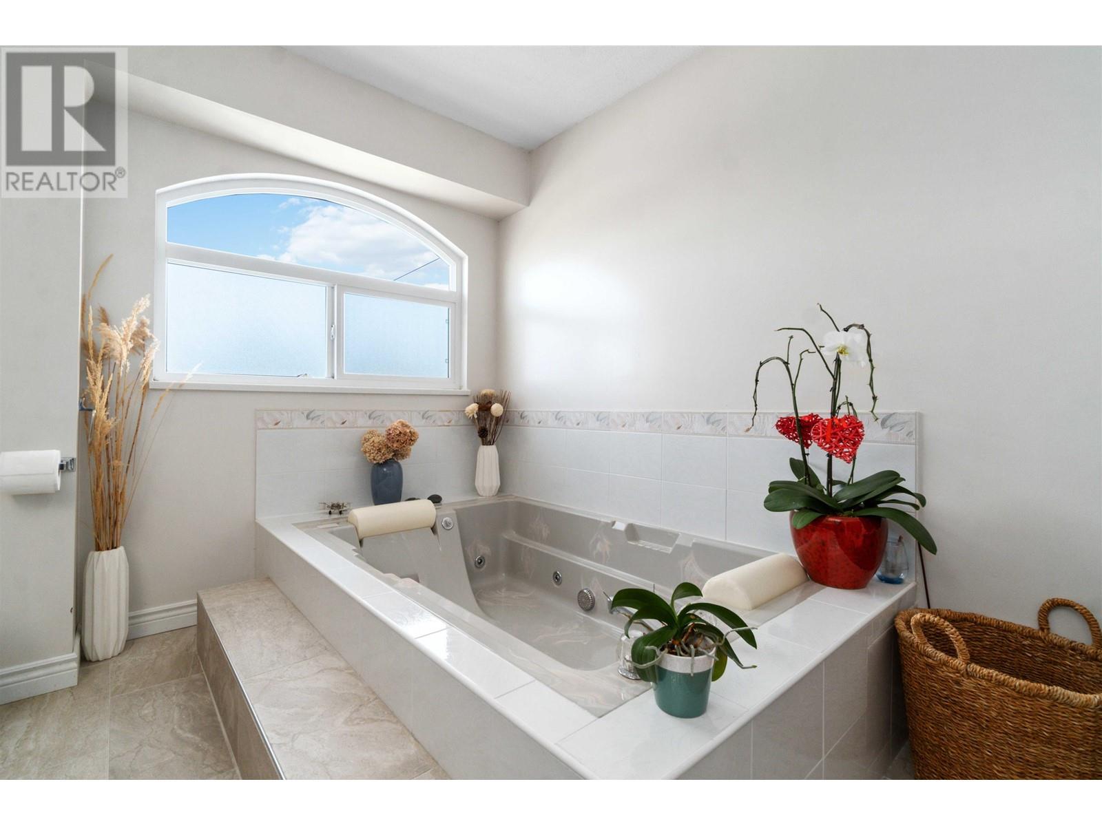 3235 Regina Avenue, Richmond, British Columbia  V6X 2K6 - Photo 26 - R2822072