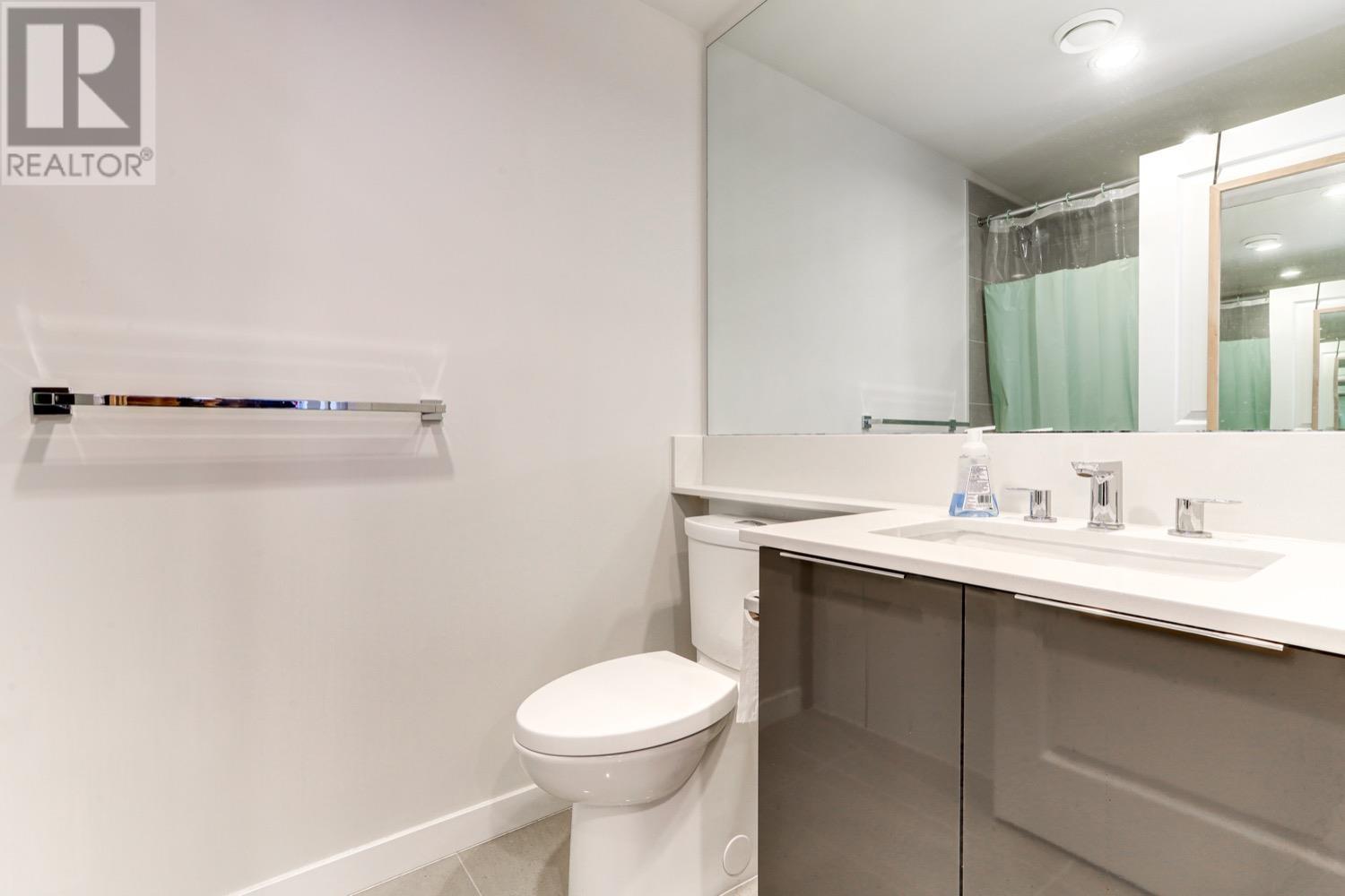 2205 3096 Windsor Gate, Coquitlam, British Columbia  V3B 0P4 - Photo 10 - R2822118