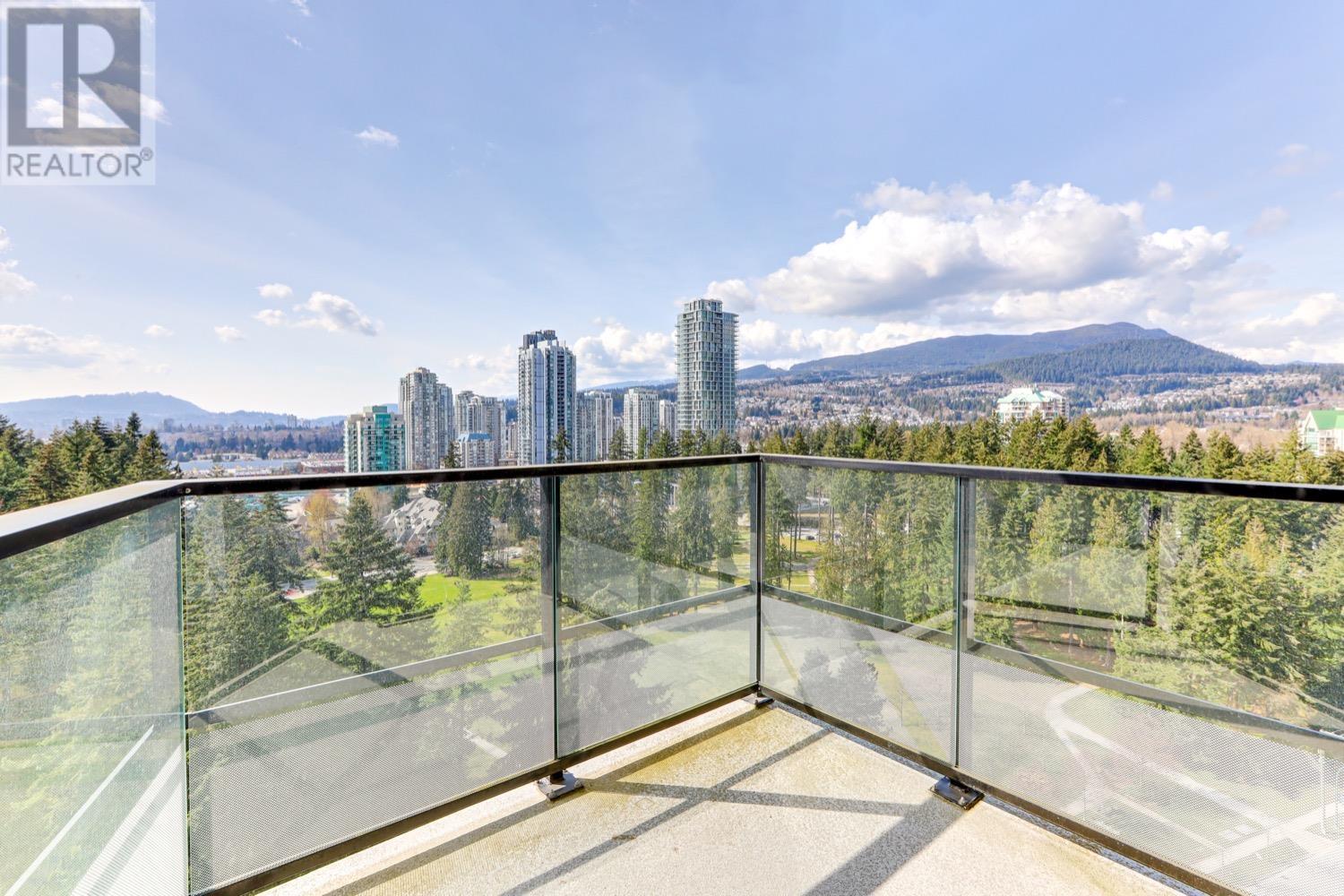 2205 3096 WINDSOR GATE, coquitlam, British Columbia