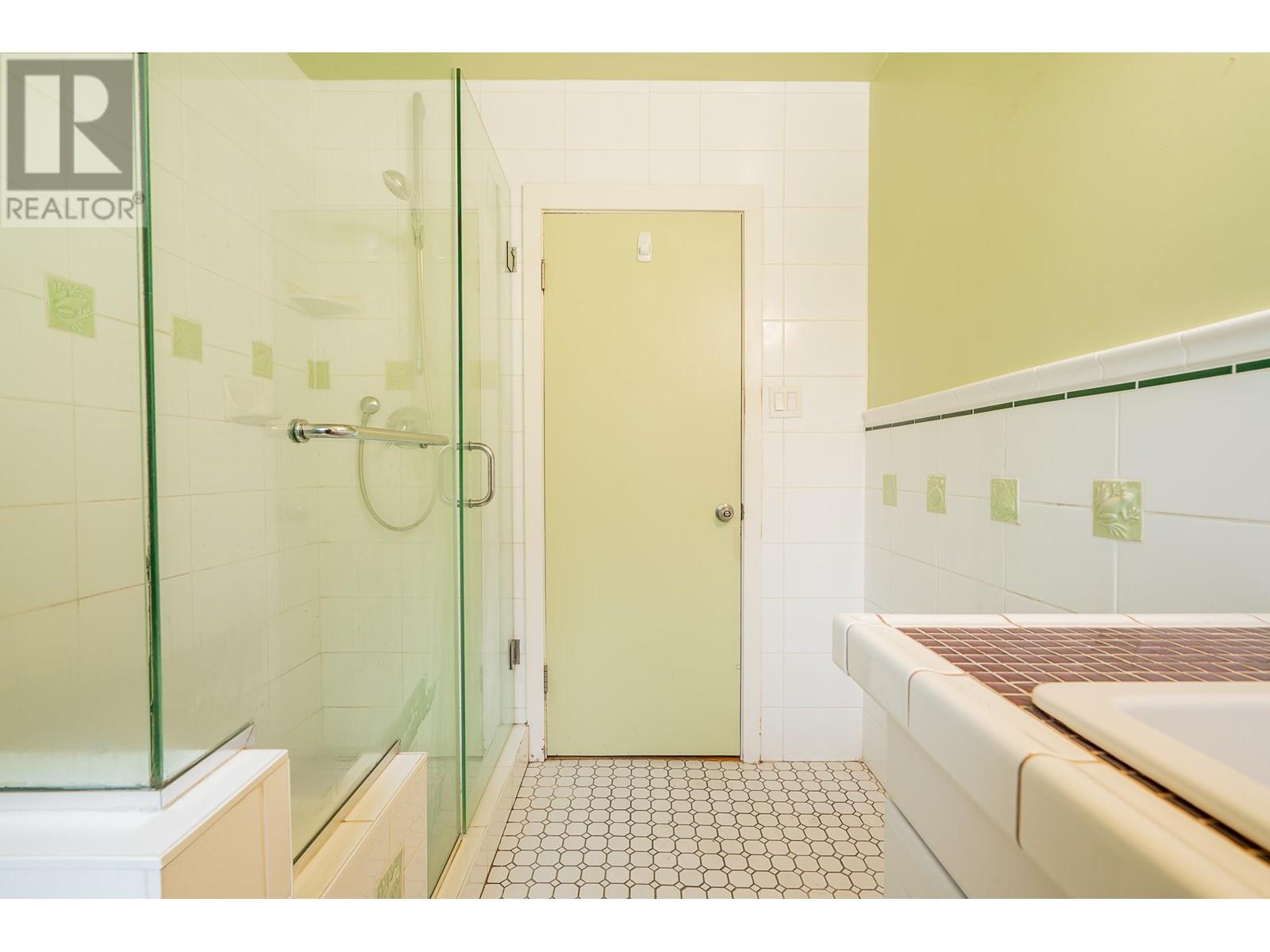 4675 St. George Street, Vancouver, British Columbia  V5V 4A8 - Photo 18 - R2821198