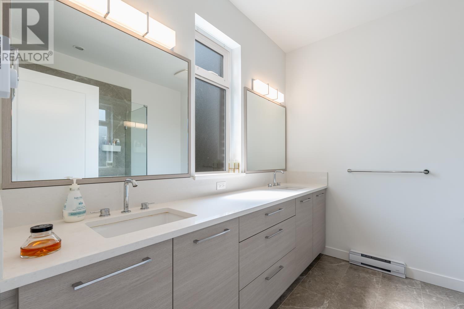 155 1220 Rocklin Street, Coquitlam, British Columbia  V3B 0R6 - Photo 18 - R2811561