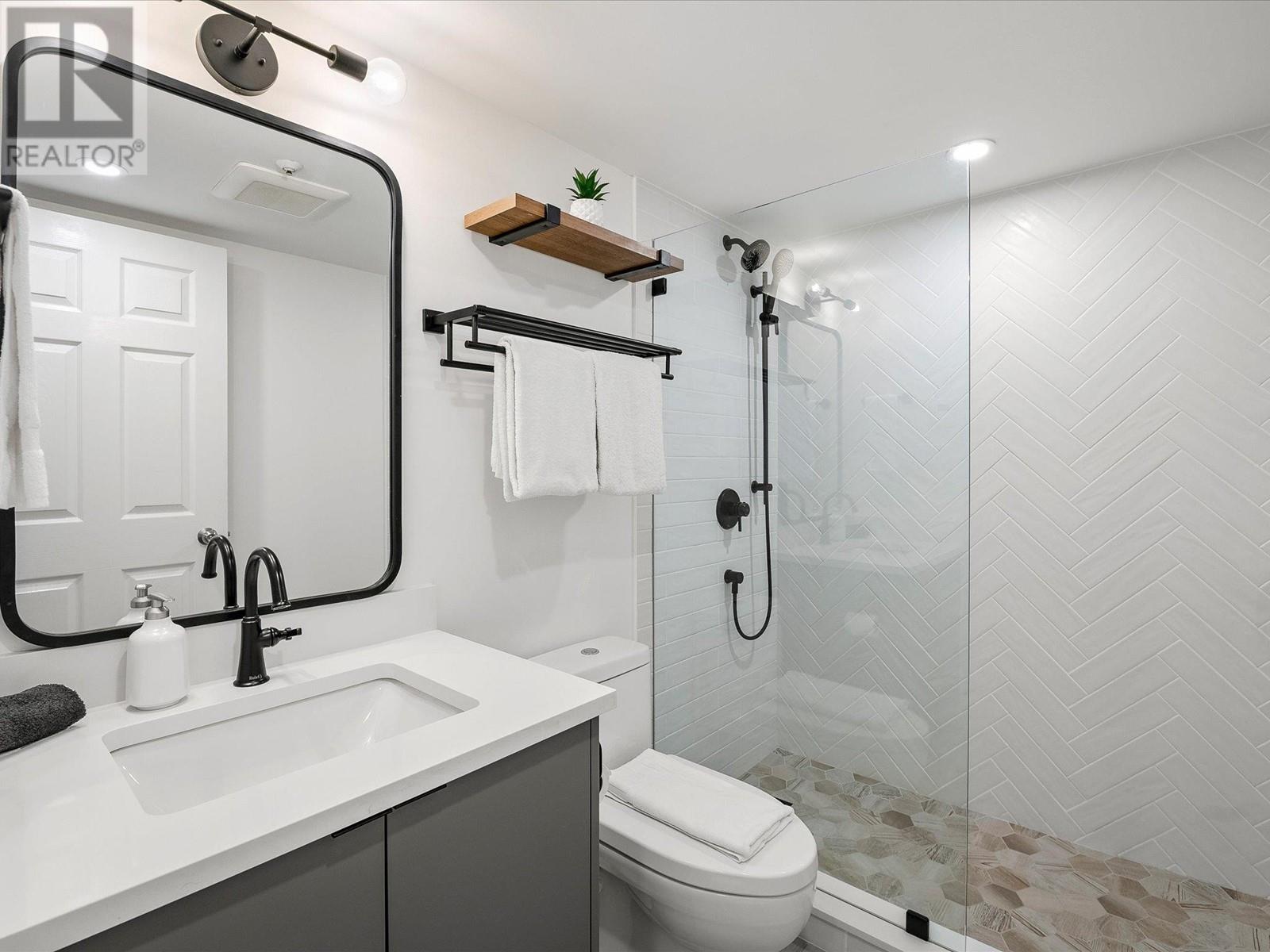 336 4800 Spearhead Drive, Whistler, British Columbia  V8E 1G1 - Photo 14 - R2822159