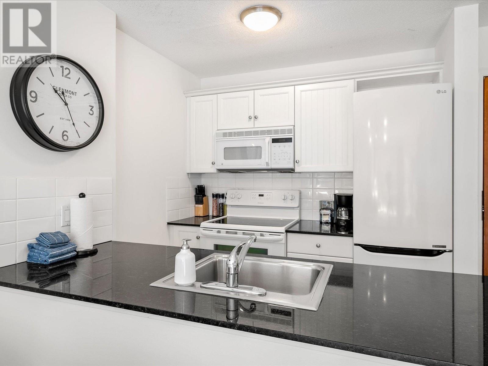 336 4800 Spearhead Drive, Whistler, British Columbia  V8E 1G1 - Photo 9 - R2822159
