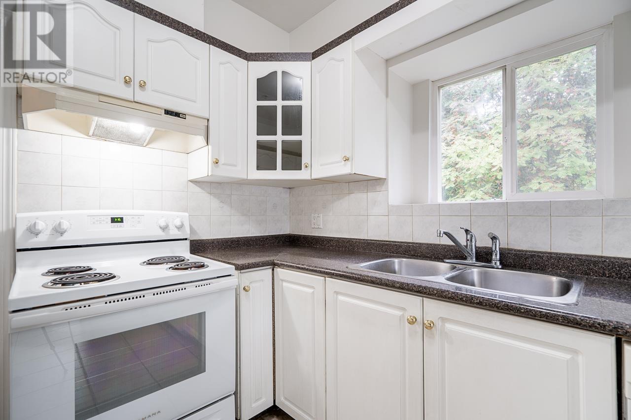 6028 St. Catherines Street, Vancouver, British Columbia  V5W 3G4 - Photo 12 - R2822070