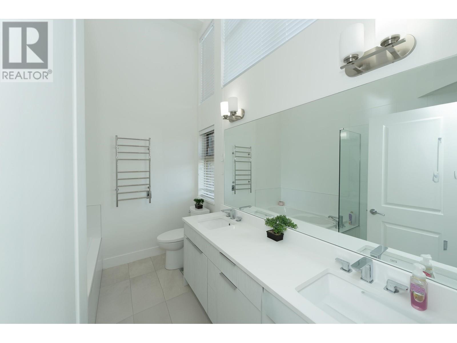 13676 232 Street, Maple Ridge, British Columbia  V4R 0H1 - Photo 16 - R2822173