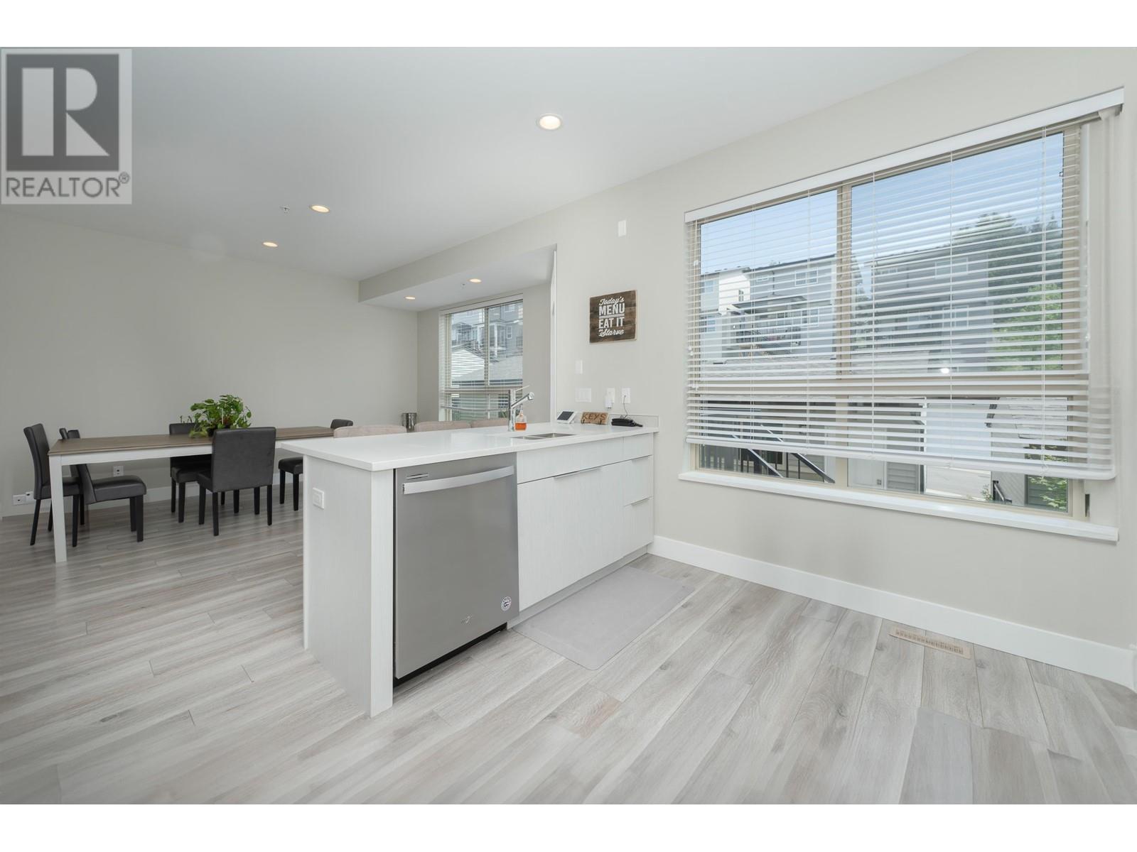 13676 232 Street, Maple Ridge, British Columbia  V4R 0H1 - Photo 6 - R2822173