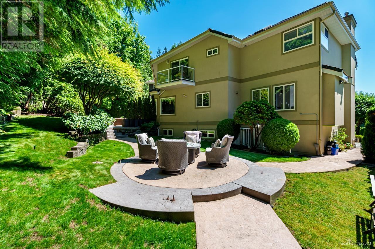 51 Wilkes Creek Drive, Port Moody, British Columbia  V3H 4Z9 - Photo 3 - R2822193