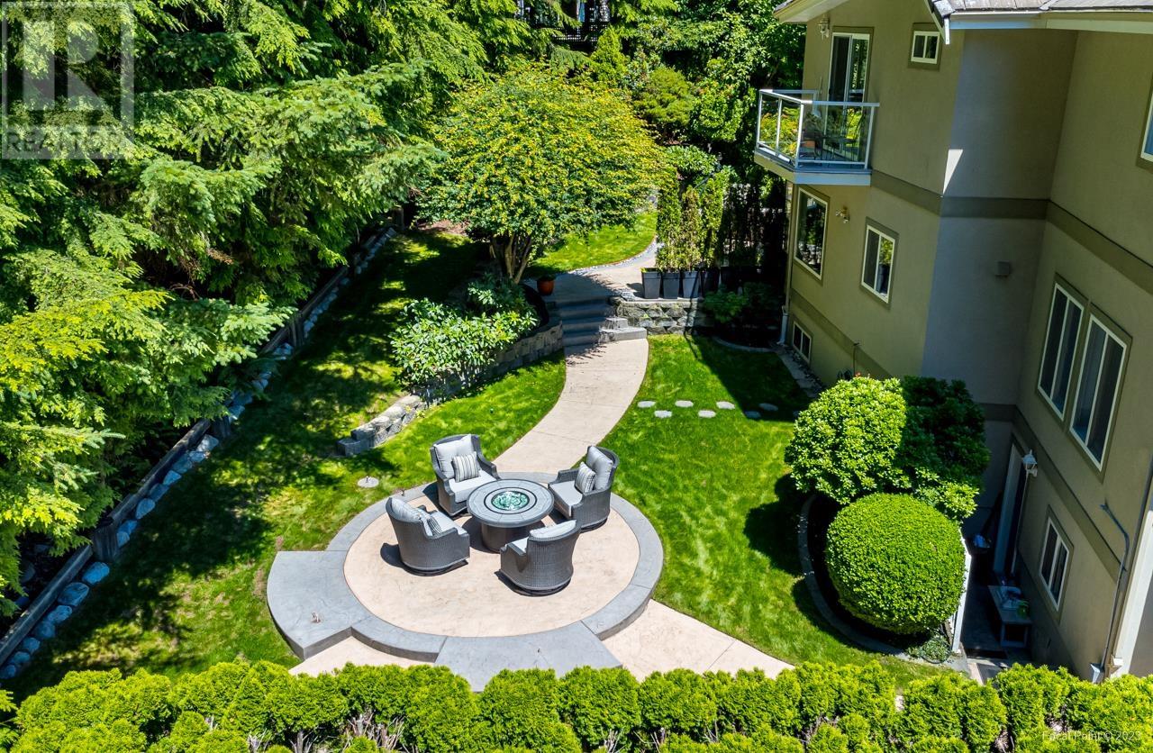 51 Wilkes Creek Drive, Port Moody, British Columbia  V3H 4Z9 - Photo 6 - R2822193