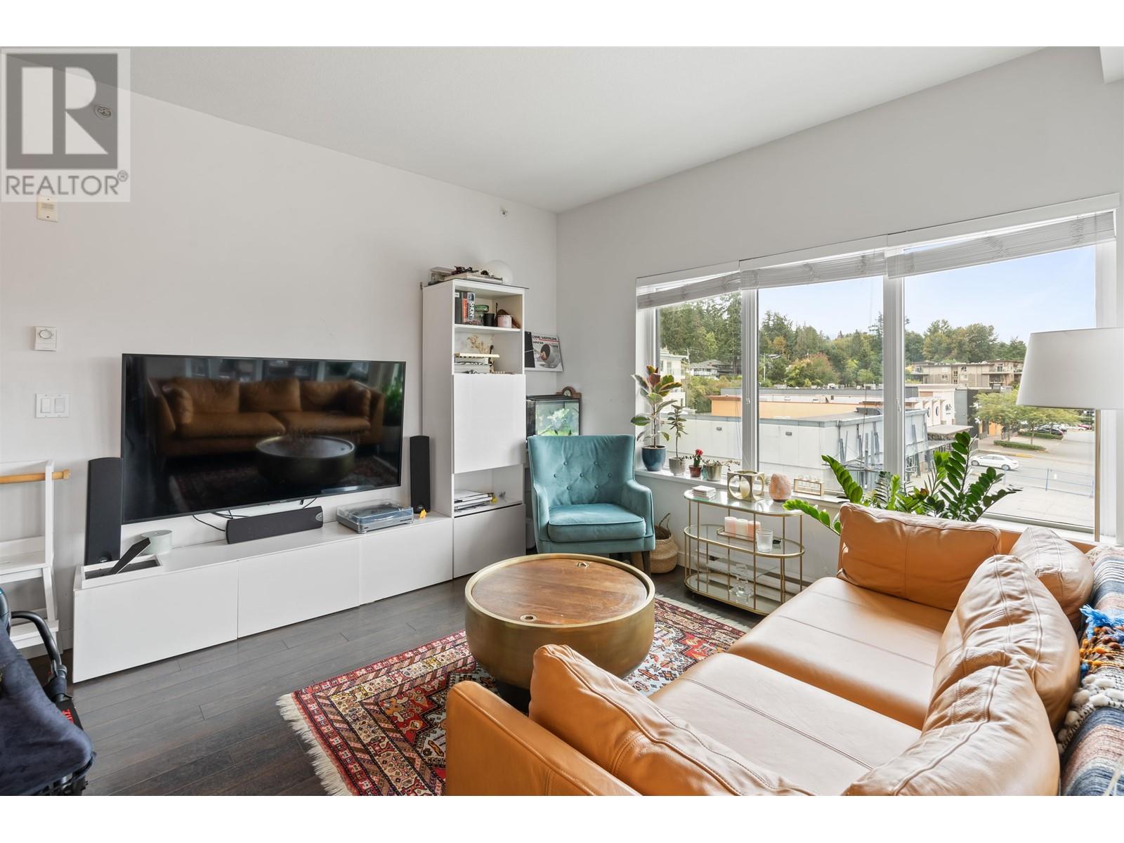 405 1673 Lloyd Avenue, North Vancouver, British Columbia  V7P 0A9 - Photo 4 - R2817827