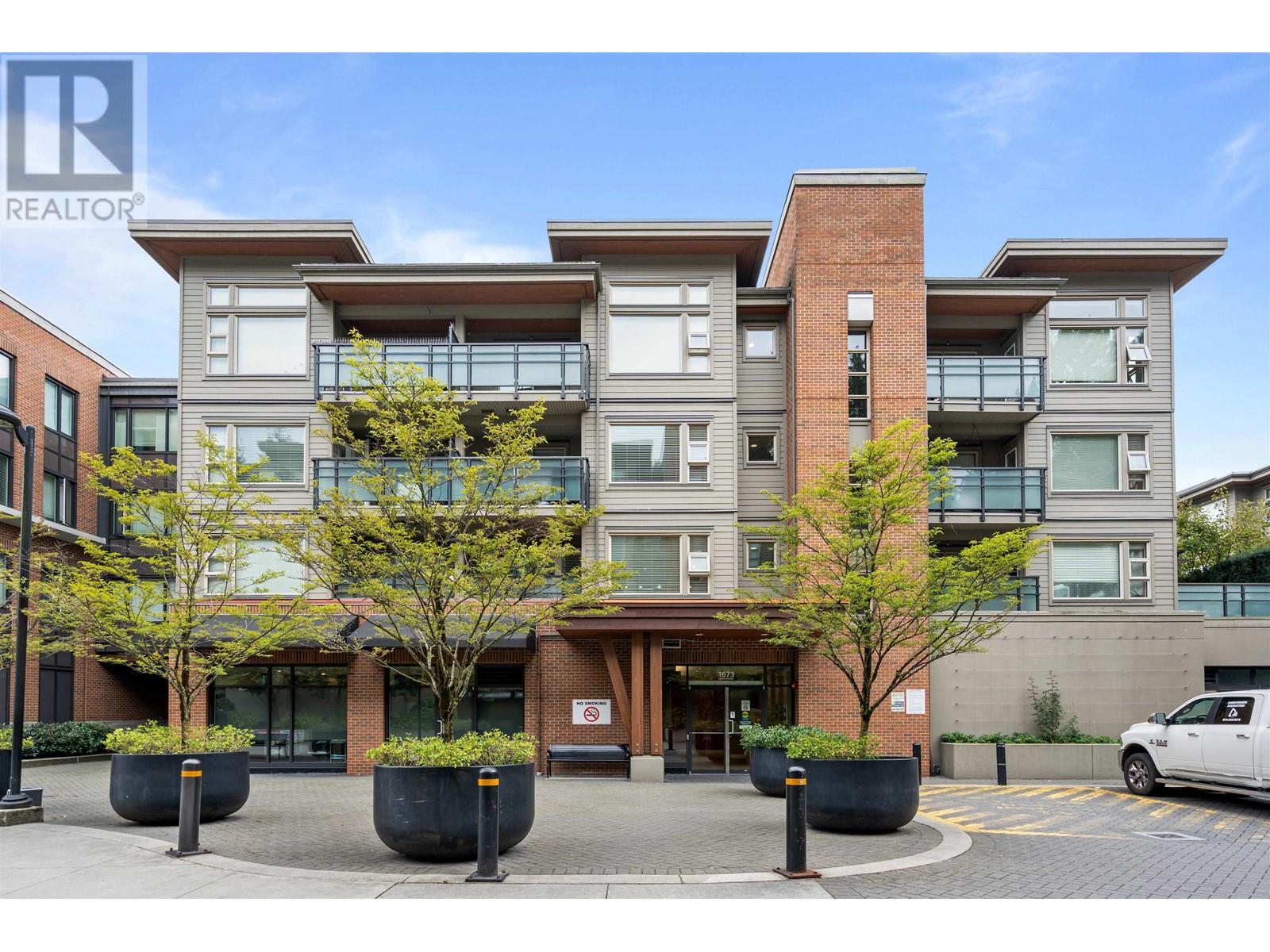 405 1673 LLOYD AVENUE, north vancouver, British Columbia