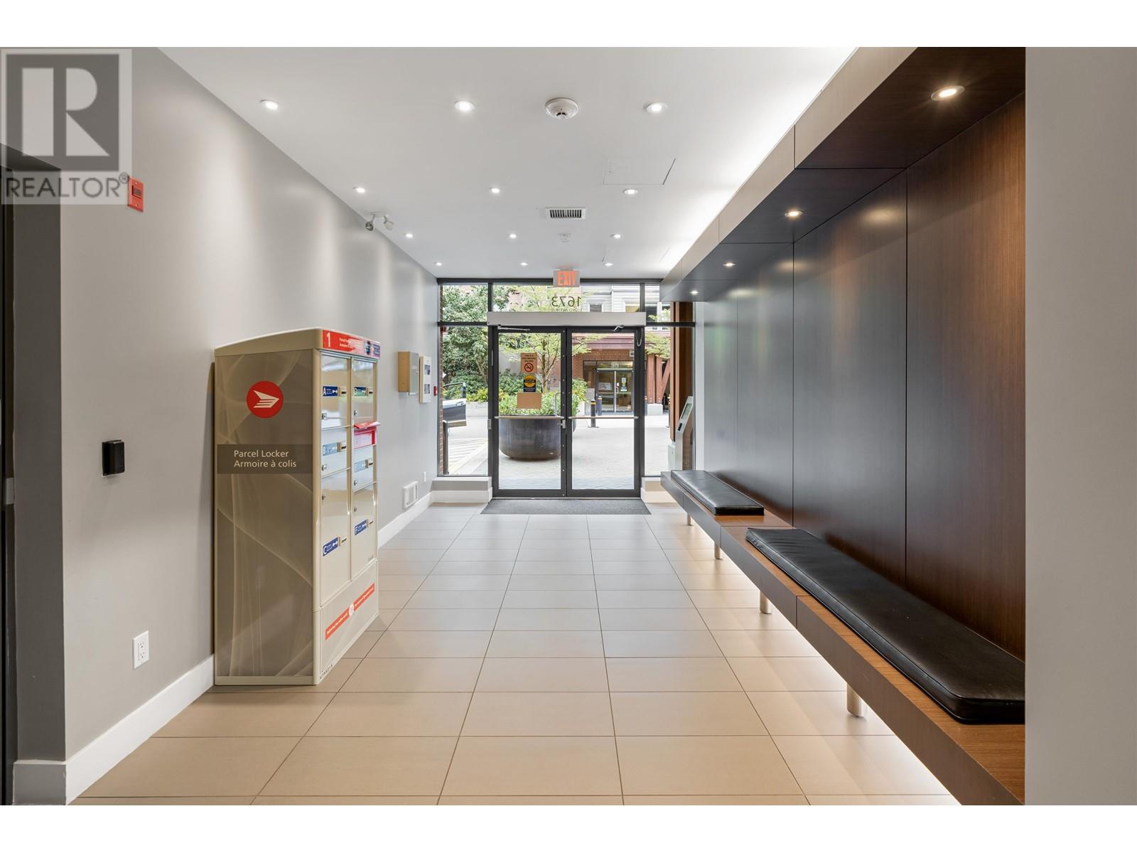 405 1673 Lloyd Avenue, North Vancouver, British Columbia  V7P 0A9 - Photo 10 - R2817827