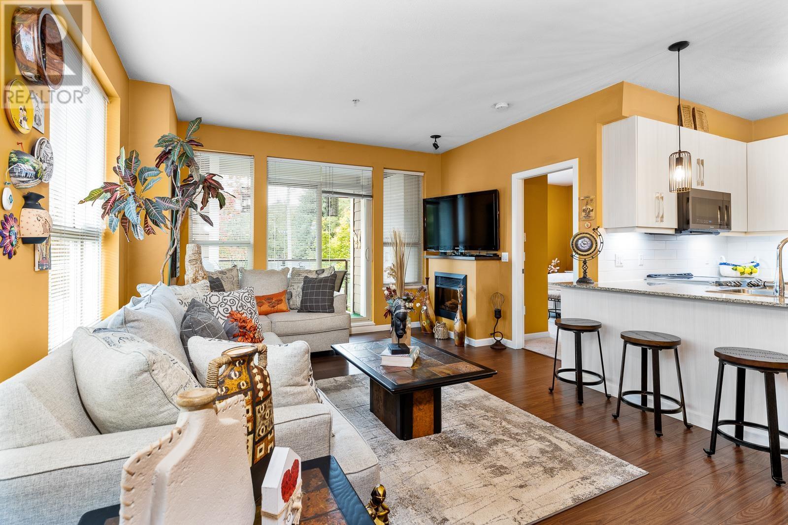 203 2484 Wilson Avenue, Port Coquitlam, British Columbia  V3C 0A5 - Photo 3 - R2822092