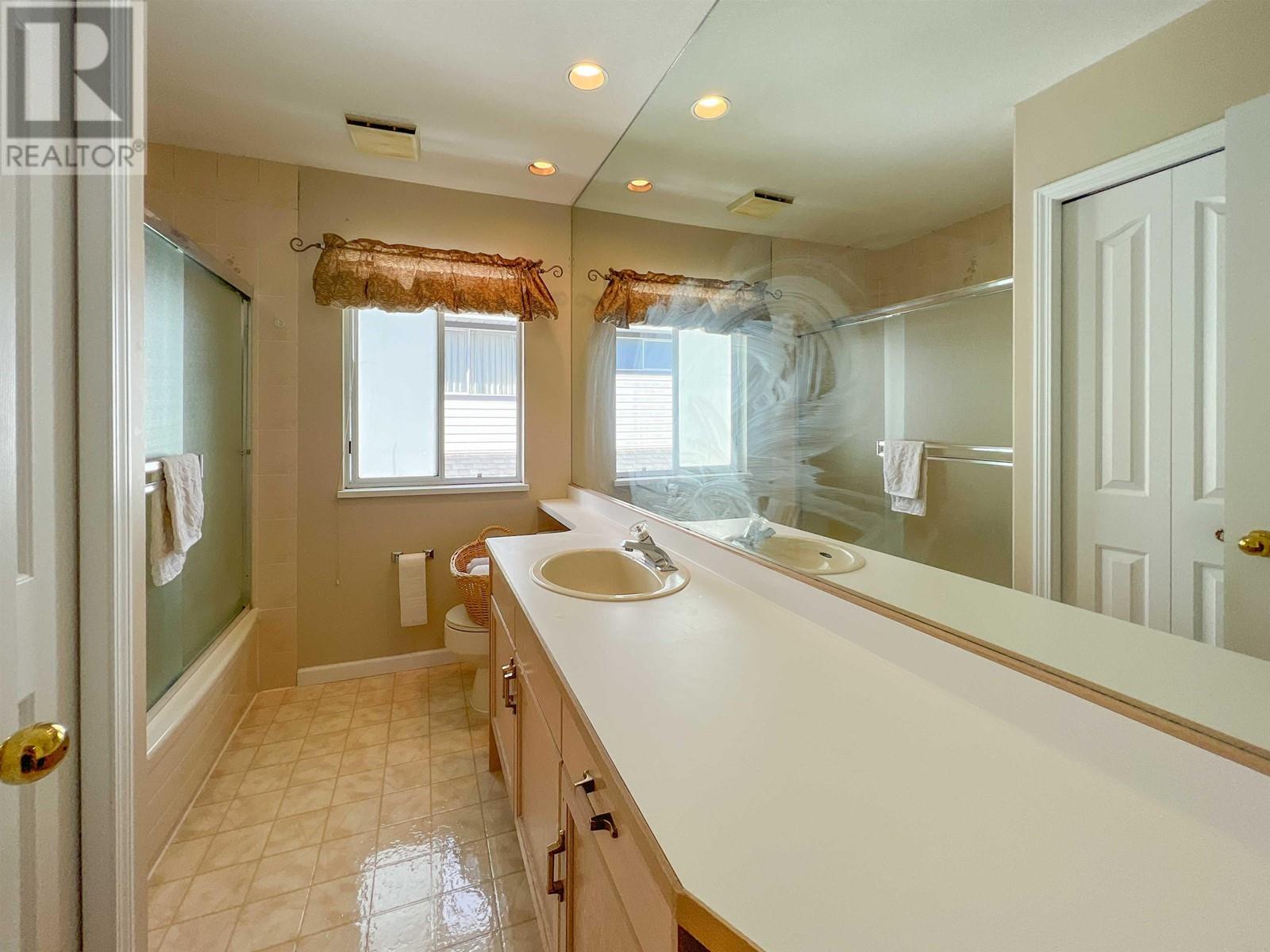 2612 Uplands Court, Coquitlam, British Columbia  V3E 2N9 - Photo 30 - R2821131