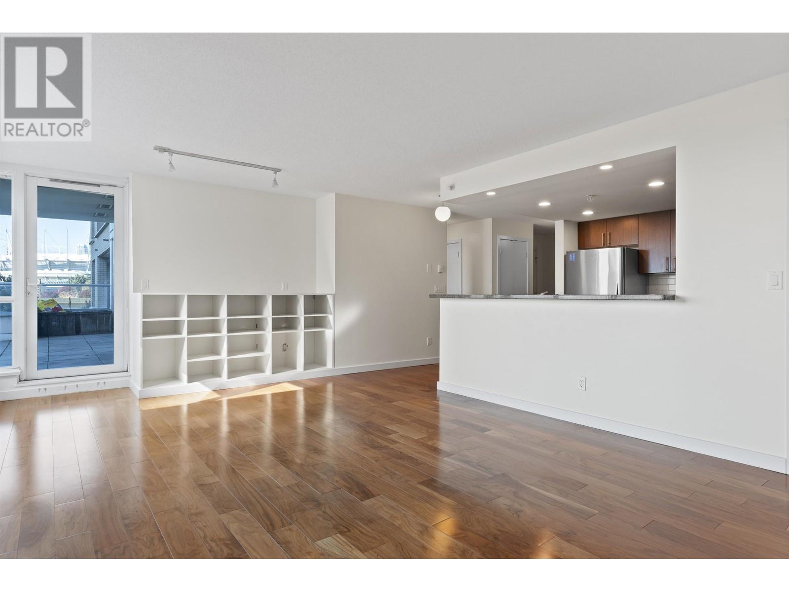 310 125 Milross Avenue, Vancouver, British Columbia  V6A 0A1 - Photo 7 - R2821273
