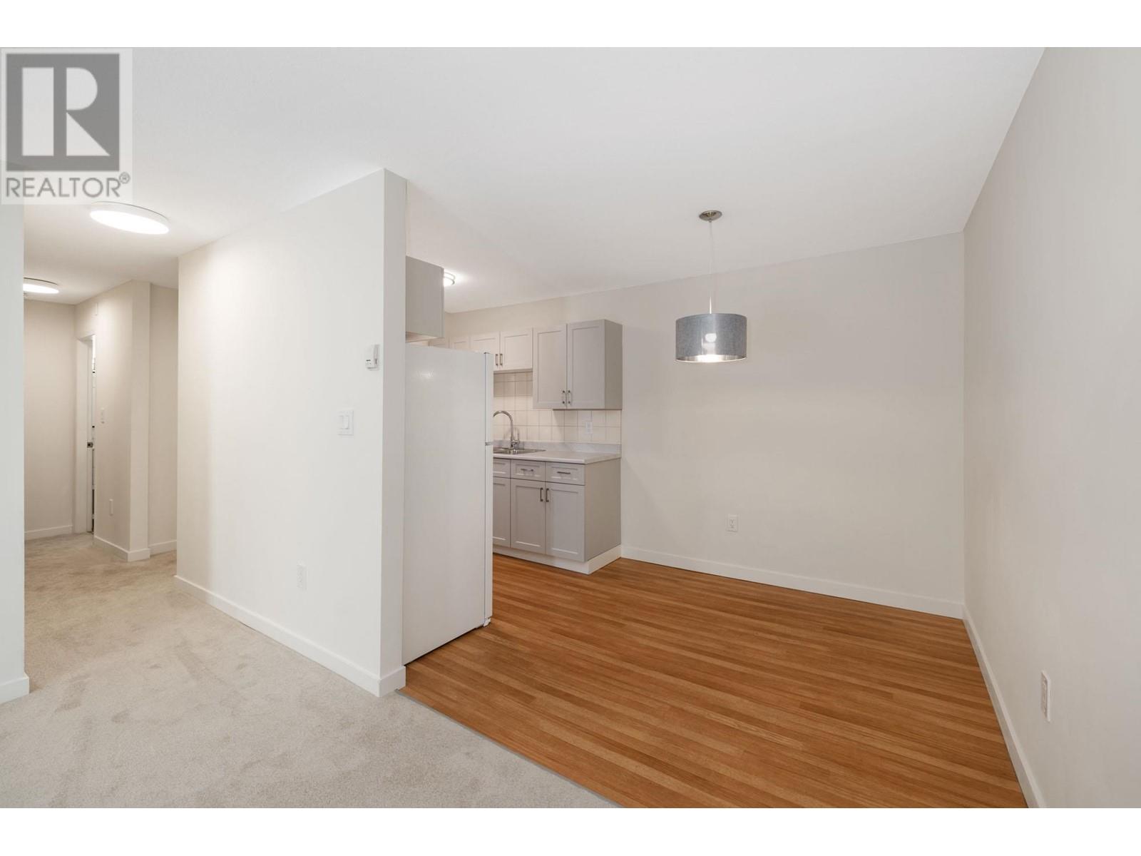 205 327 W 2nd Street, North Vancouver, British Columbia  V7M 1E2 - Photo 12 - R2822219