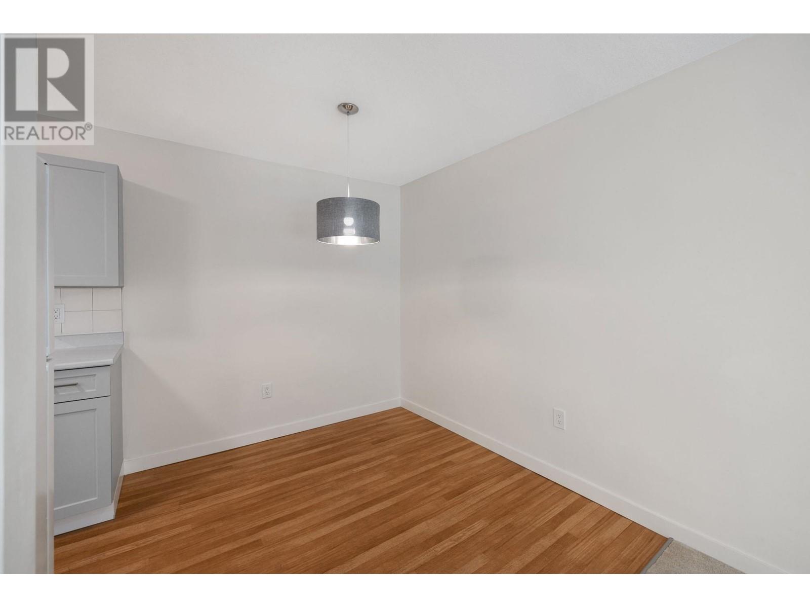 205 327 W 2nd Street, North Vancouver, British Columbia  V7M 1E2 - Photo 14 - R2822219