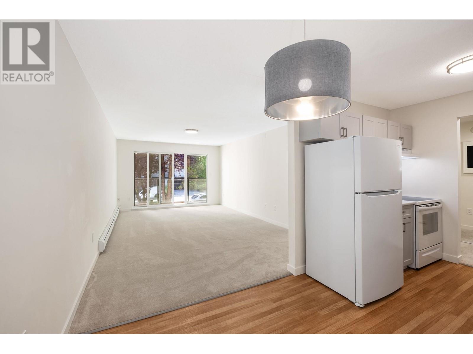 205 327 W 2nd Street, North Vancouver, British Columbia  V7M 1E2 - Photo 9 - R2822219
