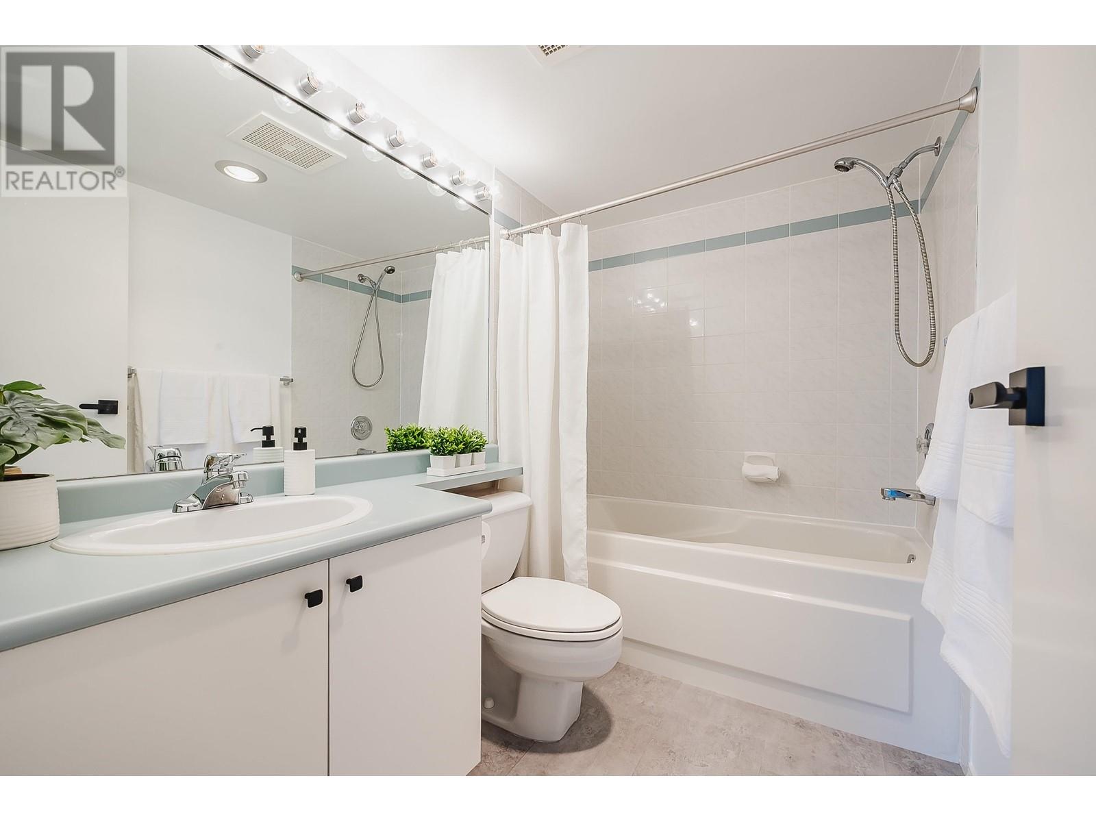 205 98 Tenth Street, New Westminster, British Columbia  V3M 6L8 - Photo 15 - R2822234