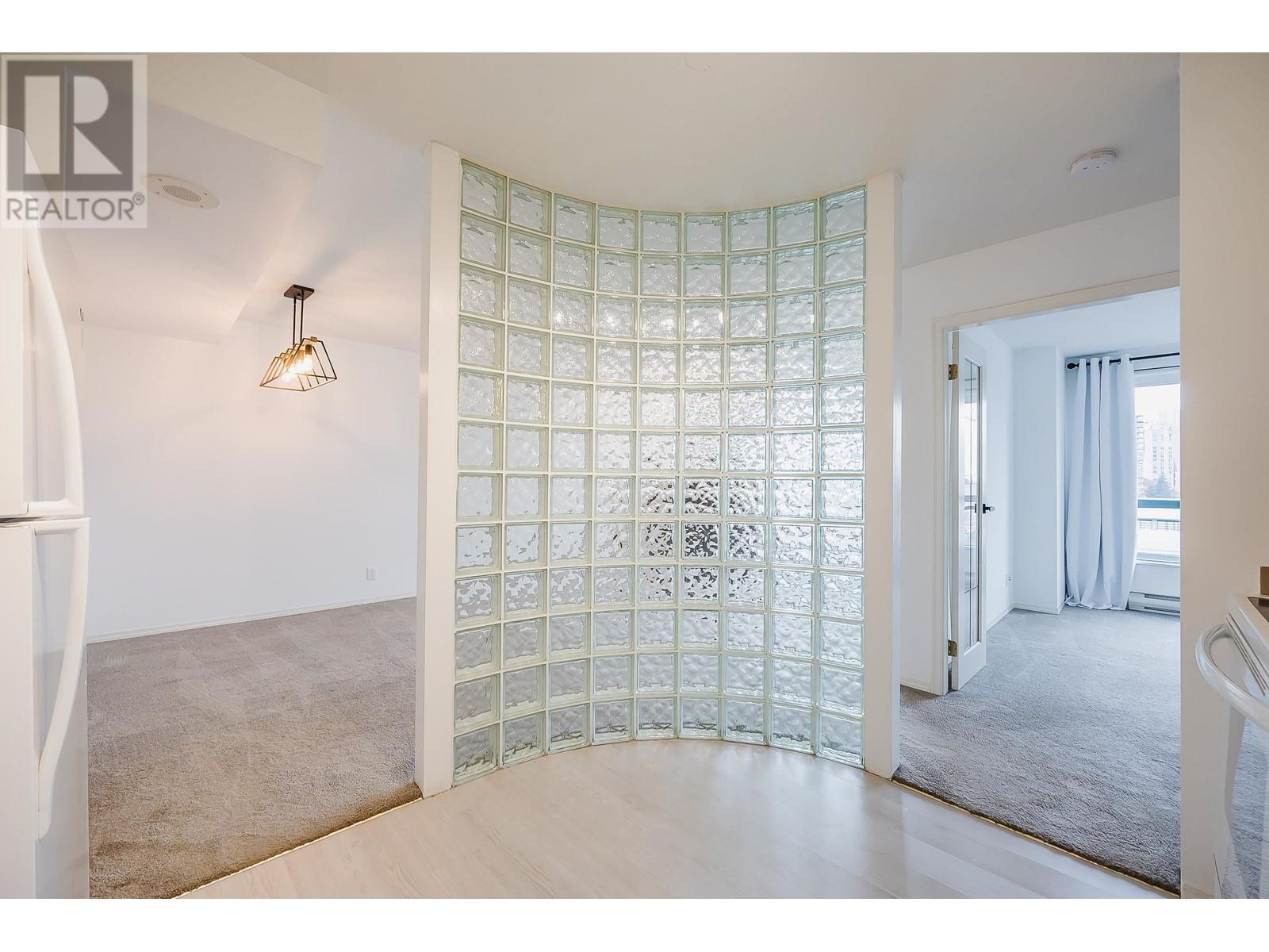 205 98 Tenth Street, New Westminster, British Columbia  V3M 6L8 - Photo 5 - R2822234
