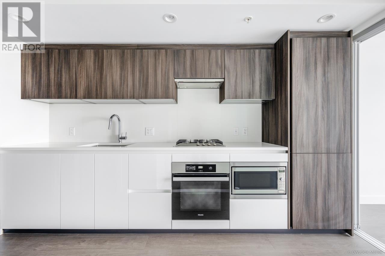 826 8133 Cook Road, Richmond, British Columbia  V6Y 0L7 - Photo 3 - R2822264