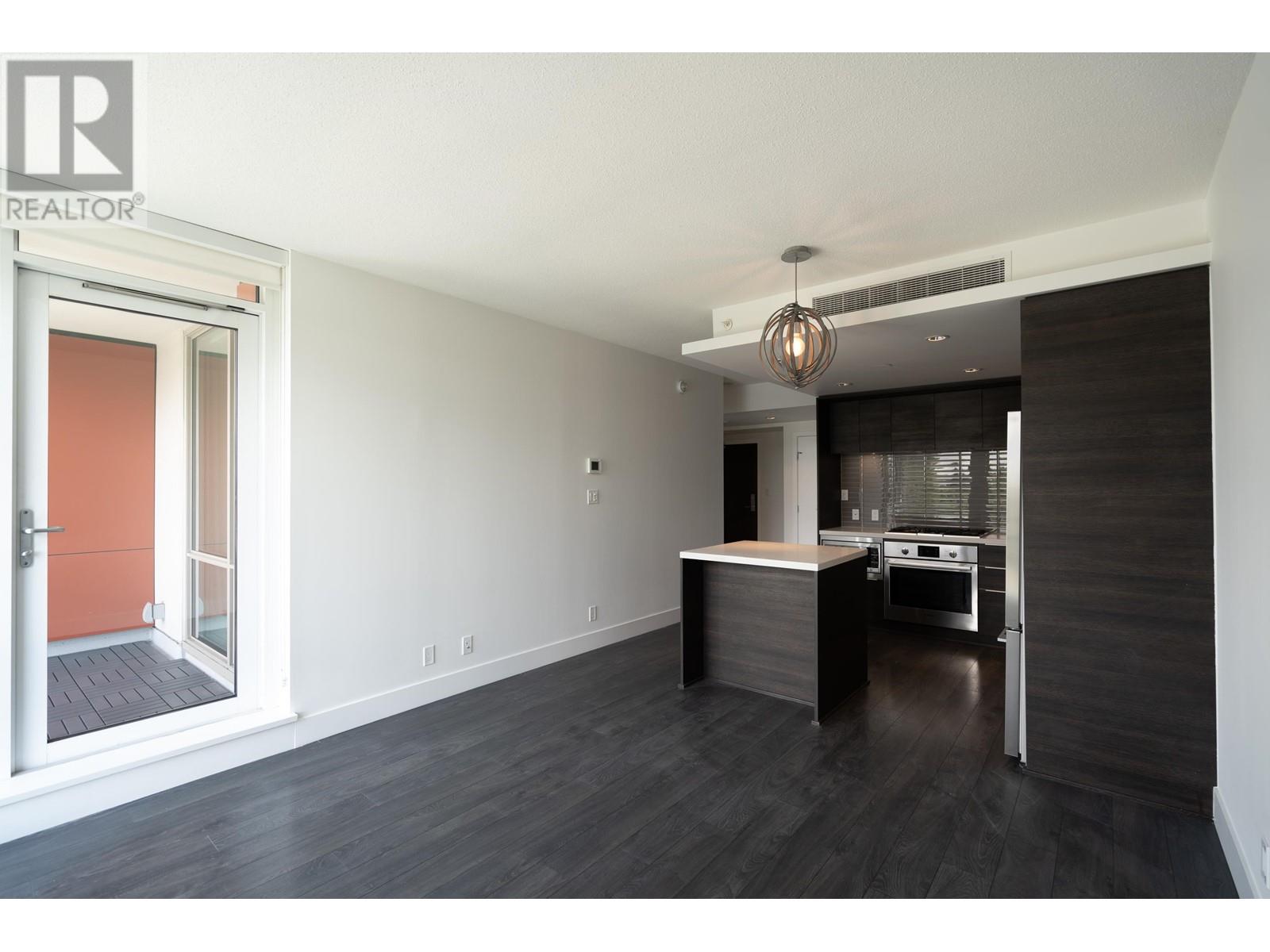 405 1550 Fern Street, North Vancouver, British Columbia  V7J 0A9 - Photo 2 - R2822279