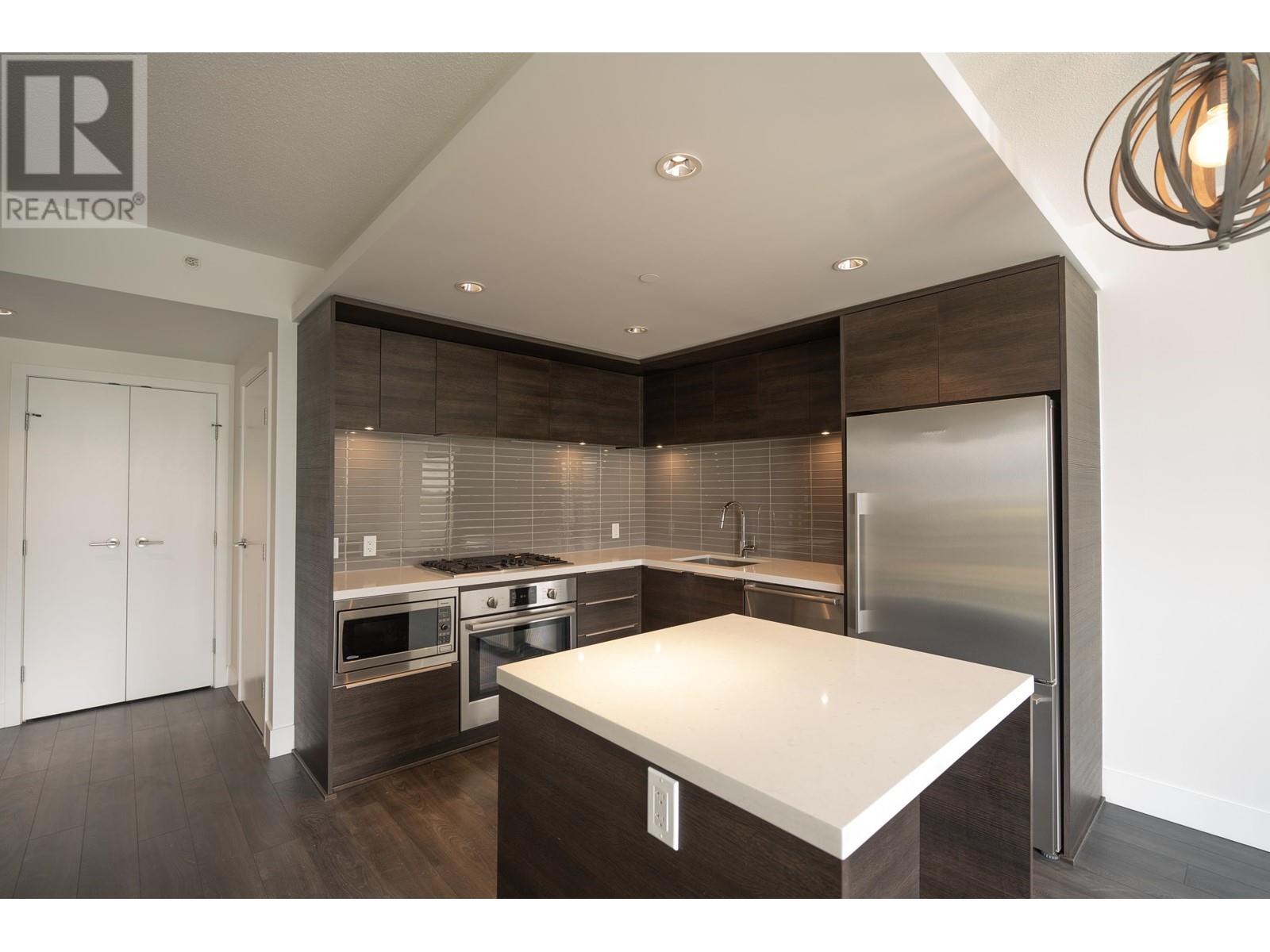 405 1550 Fern Street, North Vancouver, British Columbia  V7J 0A9 - Photo 5 - R2822279