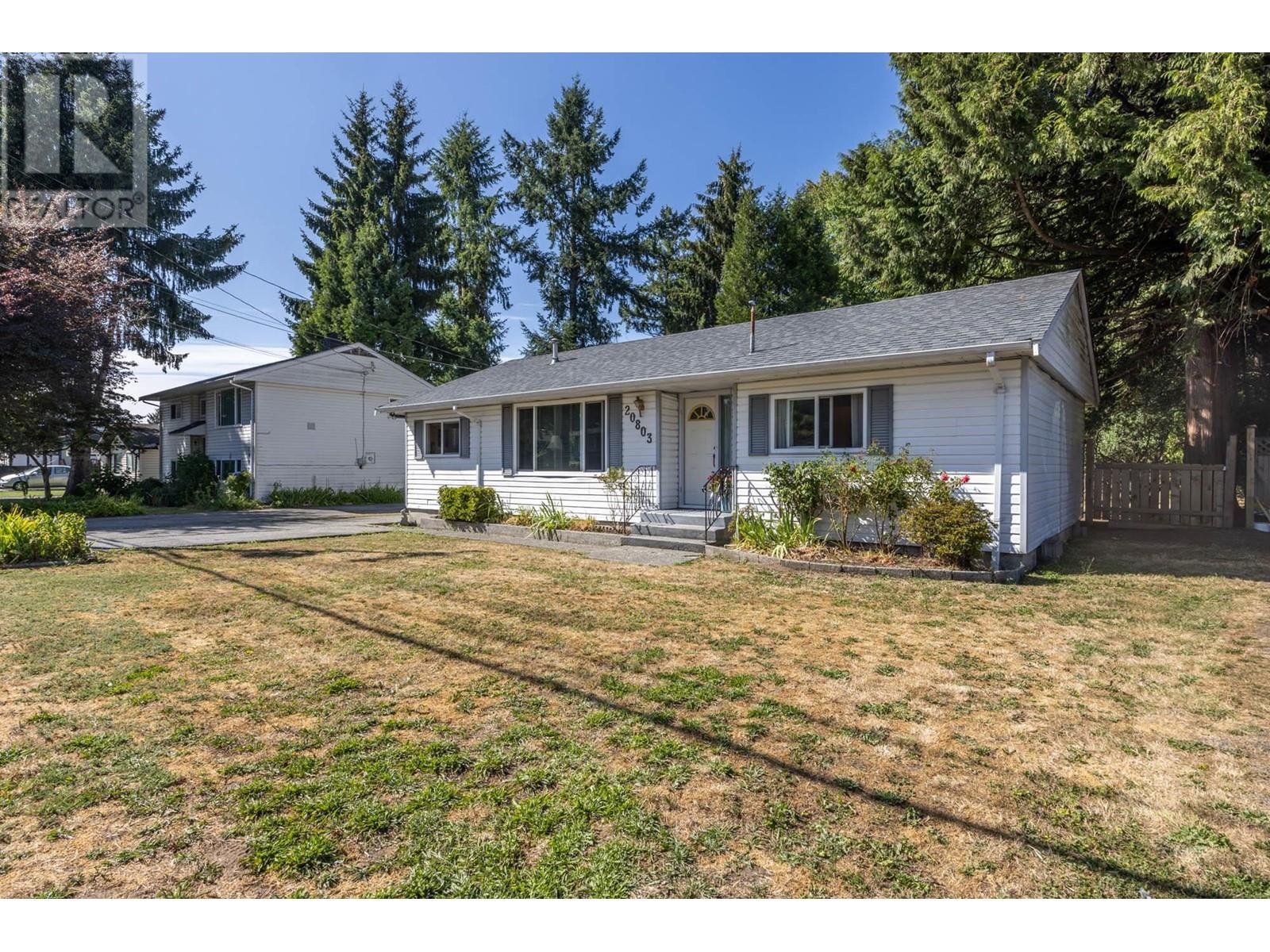 20803 Camwood Avenue, Maple Ridge, British Columbia  V2X 2N9 - Photo 2 - R2822235