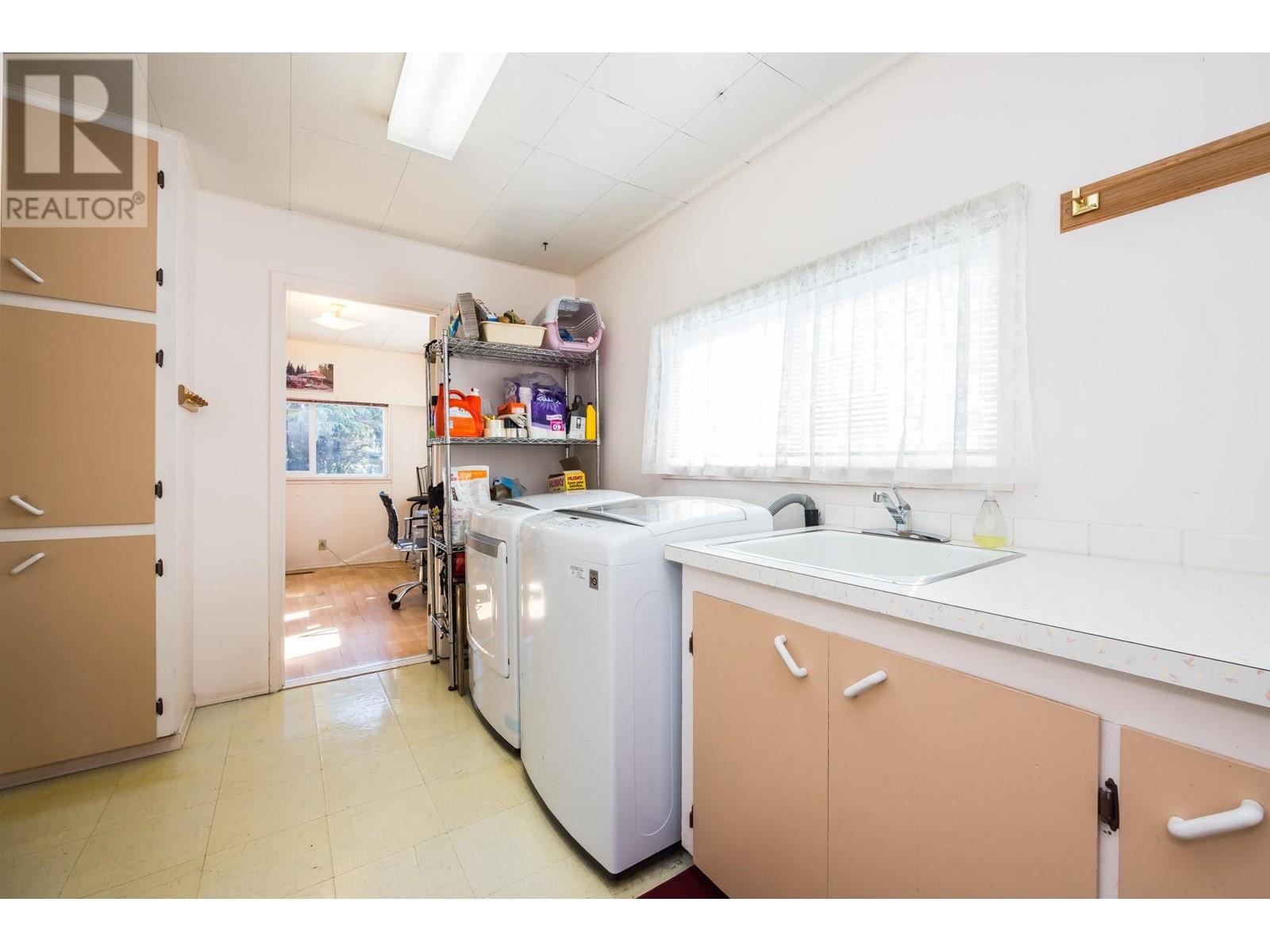 20803 Camwood Avenue, Maple Ridge, British Columbia  V2X 2N9 - Photo 23 - R2822235