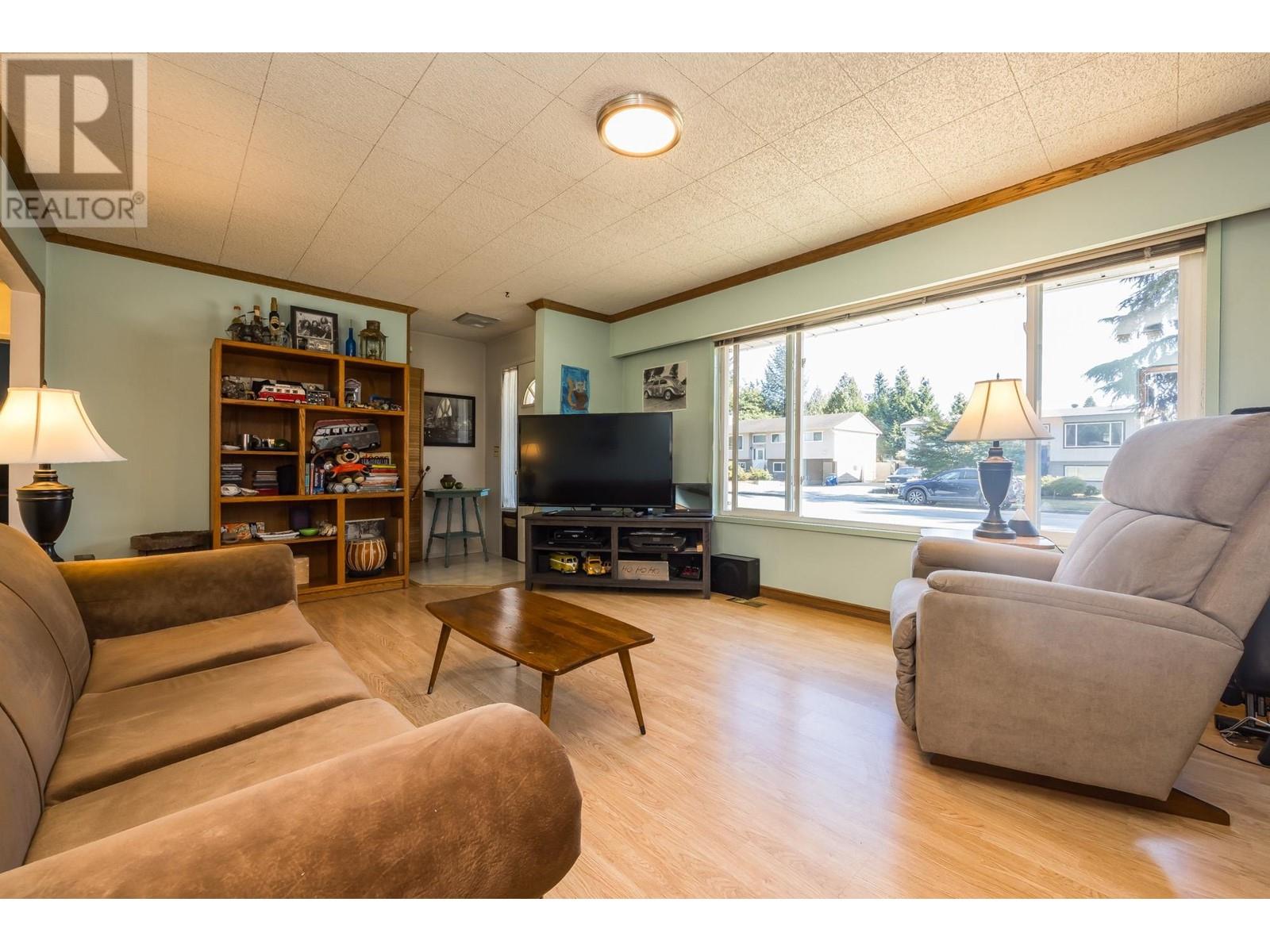 20803 Camwood Avenue, Maple Ridge, British Columbia  V2X 2N9 - Photo 7 - R2822235