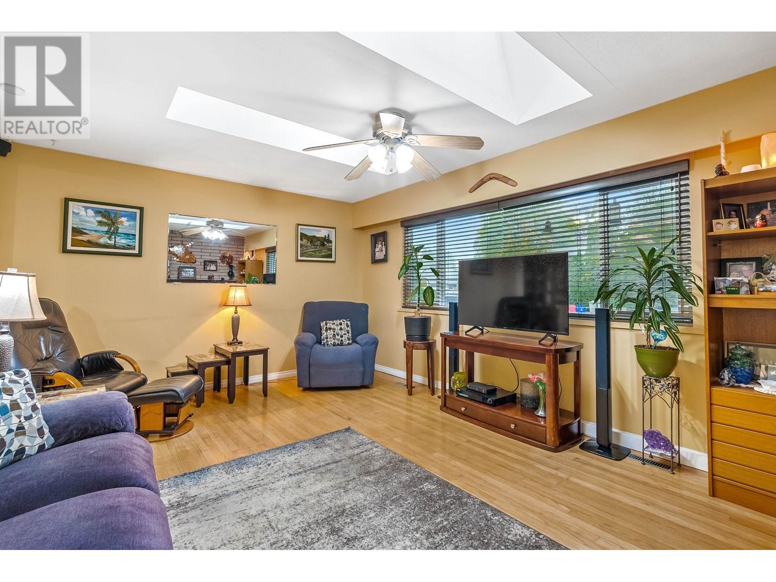 12270 214 Street, Maple Ridge, British Columbia  V2X 5E2 - Photo 6 - R2822258