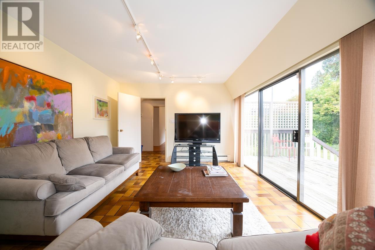 1249 W 39th Avenue, Vancouver, British Columbia  V6M 1S9 - Photo 13 - R2822262