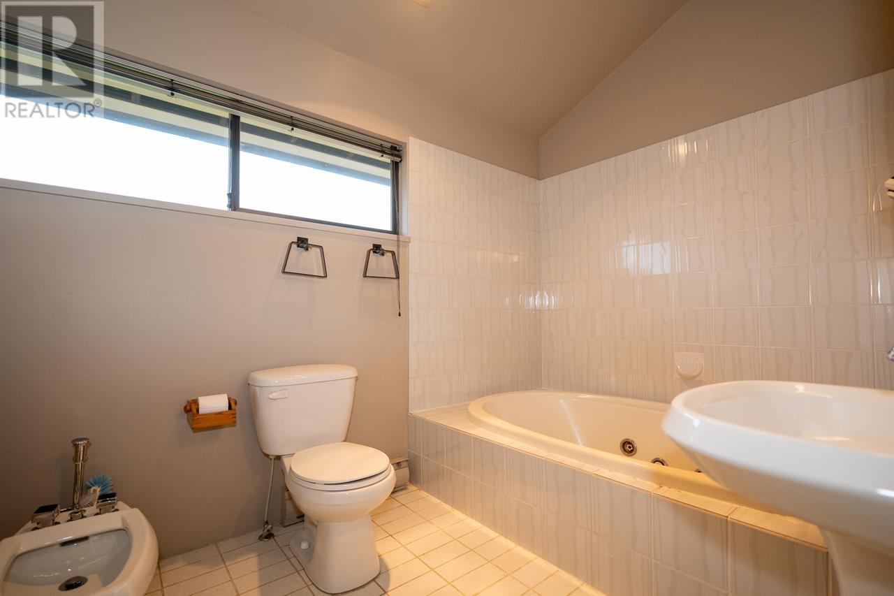 1249 W 39th Avenue, Vancouver, British Columbia  V6M 1S9 - Photo 20 - R2822262