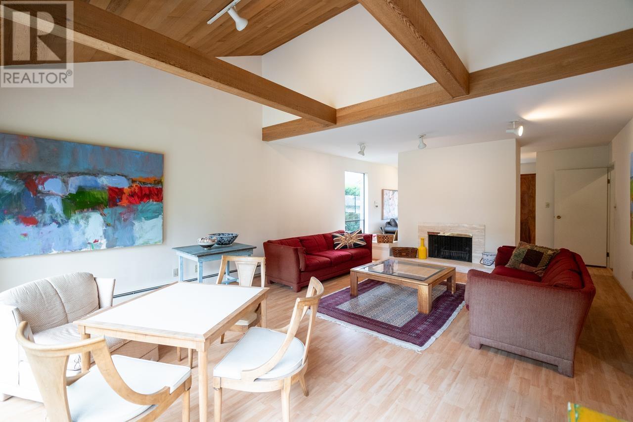 1249 W 39th Avenue, Vancouver, British Columbia  V6M 1S9 - Photo 3 - R2822262
