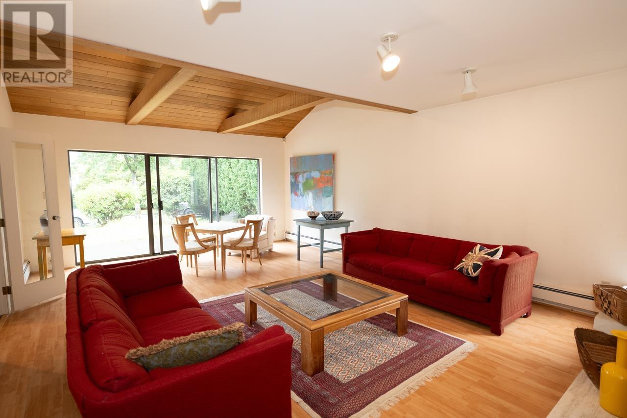 1249 W 39th Avenue, Vancouver, British Columbia  V6M 1S9 - Photo 4 - R2822262