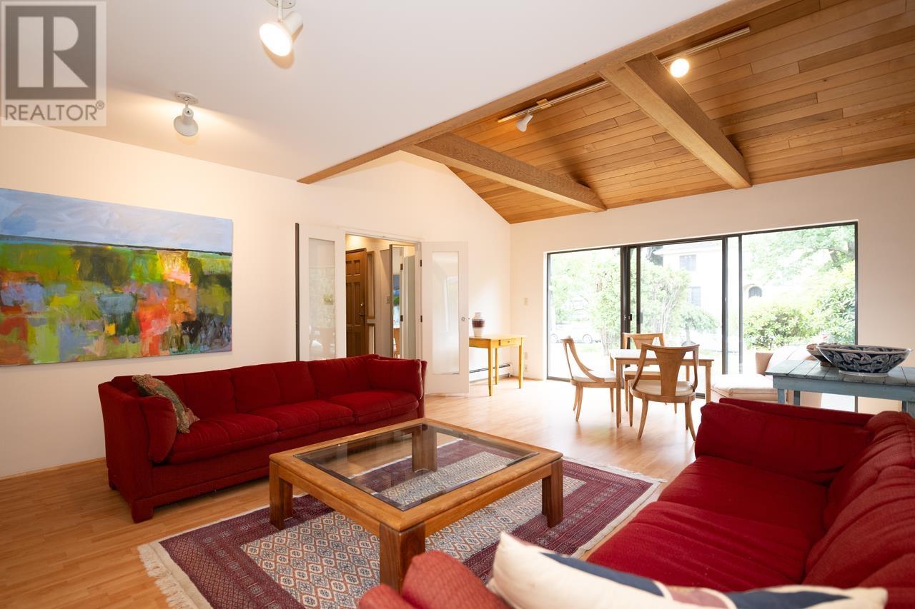 1249 W 39th Avenue, Vancouver, British Columbia  V6M 1S9 - Photo 5 - R2822262