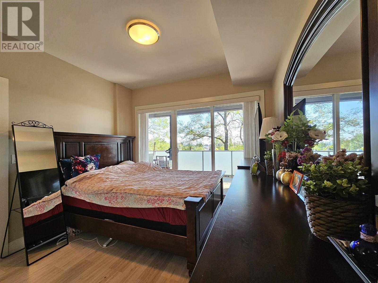 307 7377 14th Avenue, Burnaby, British Columbia  V3N 1Z7 - Photo 9 - R2819044