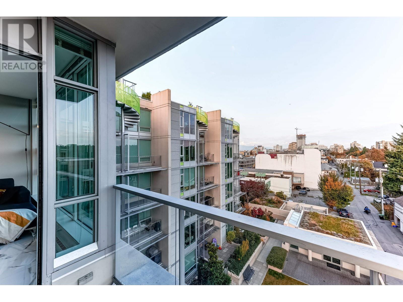 601 2528 Maple Street, Vancouver, British Columbia  V6J 0B4 - Photo 11 - R2820930