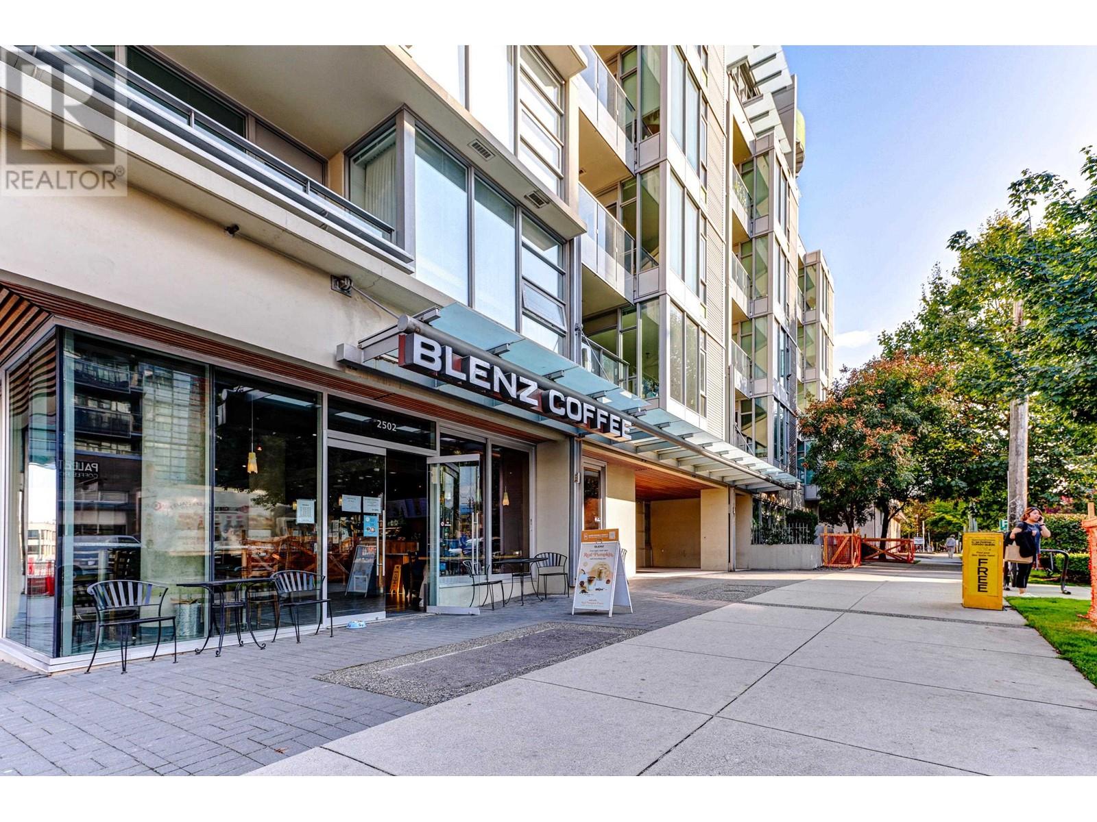 601 2528 Maple Street, Vancouver, British Columbia  V6J 0B4 - Photo 2 - R2820930