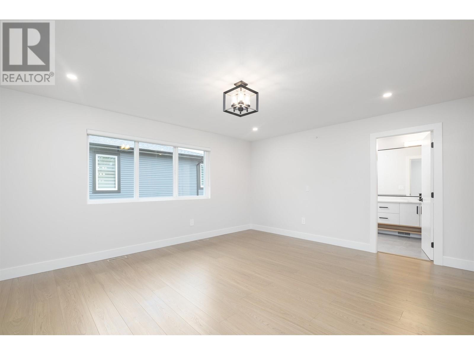 13526 Foreman Drive, Maple Ridge, British Columbia  V4R 2P7 - Photo 13 - R2822329