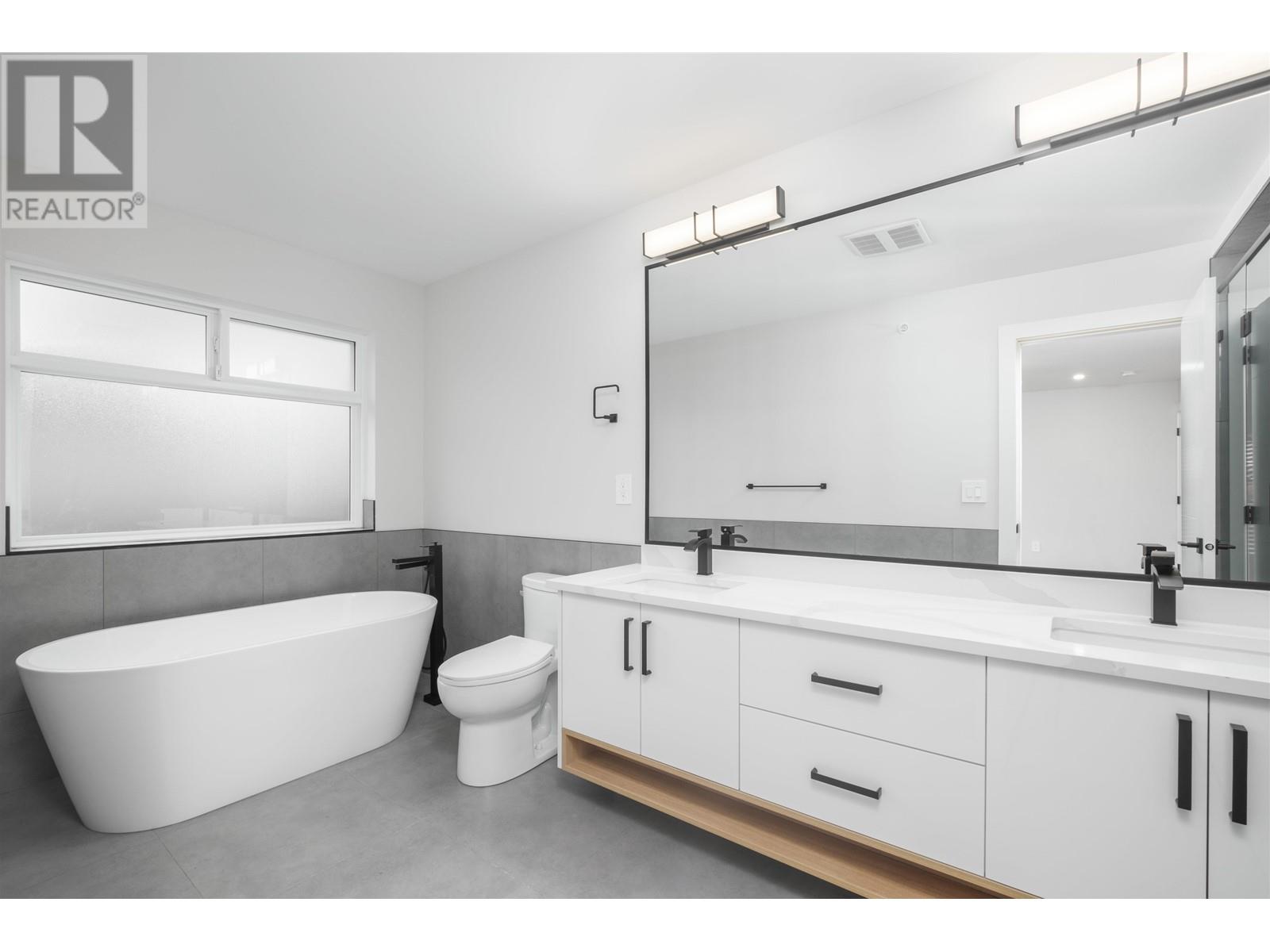 13526 Foreman Drive, Maple Ridge, British Columbia  V4R 2P7 - Photo 15 - R2822329